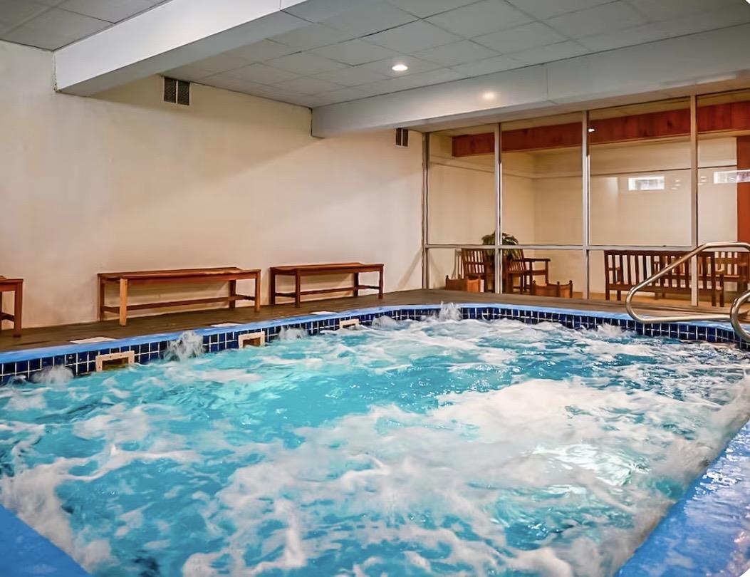 4d The Seasons At Attitash Road Property Photo 25