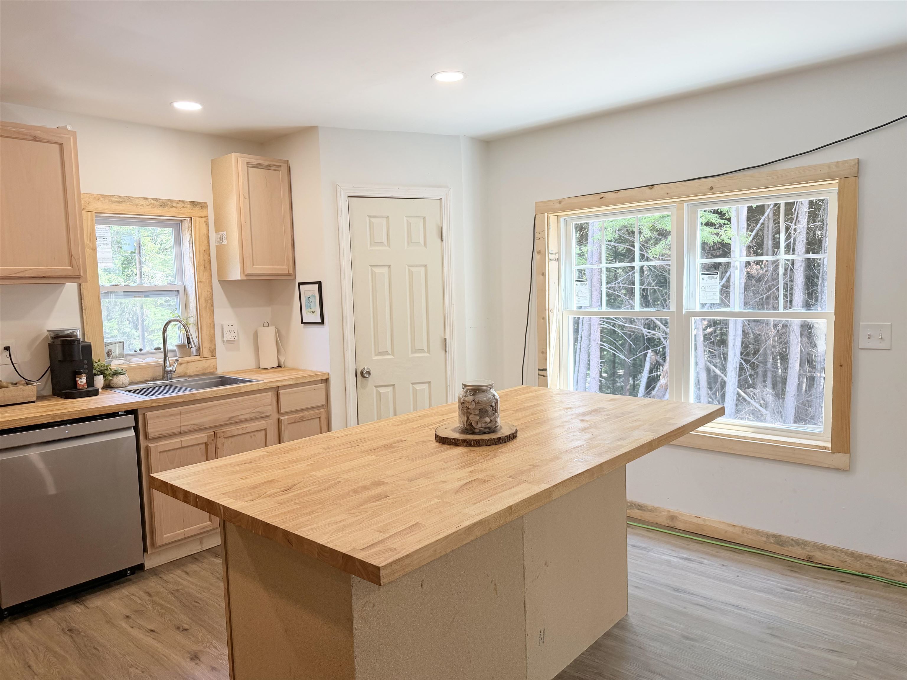 39 Hemlock Lane Property Photo 8
