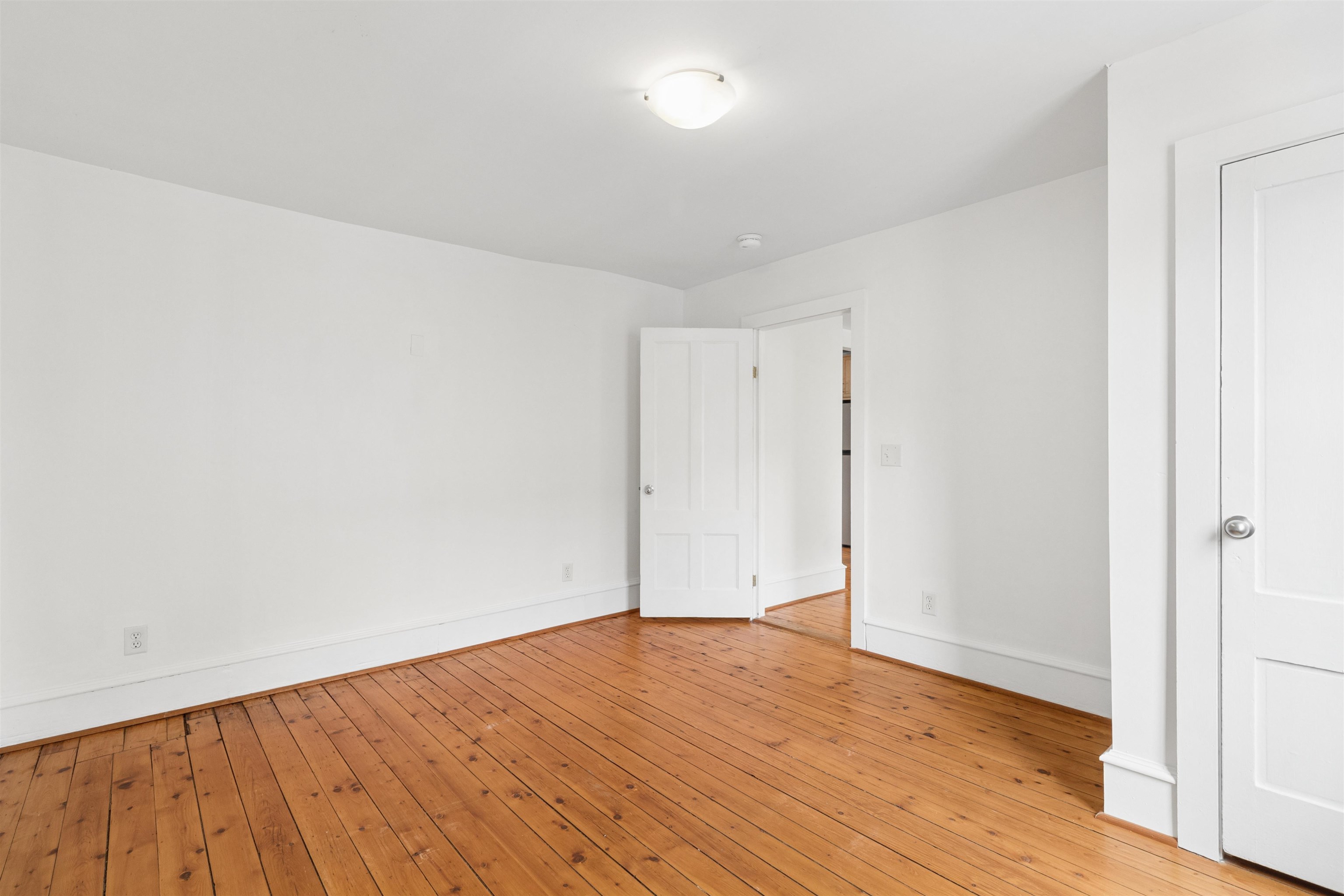 44 Marble Avenue Property Photo 4