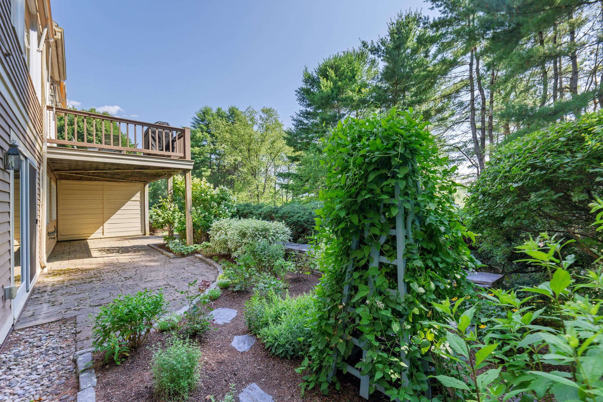 41 Berrill Farms Lane Property Photo 4
