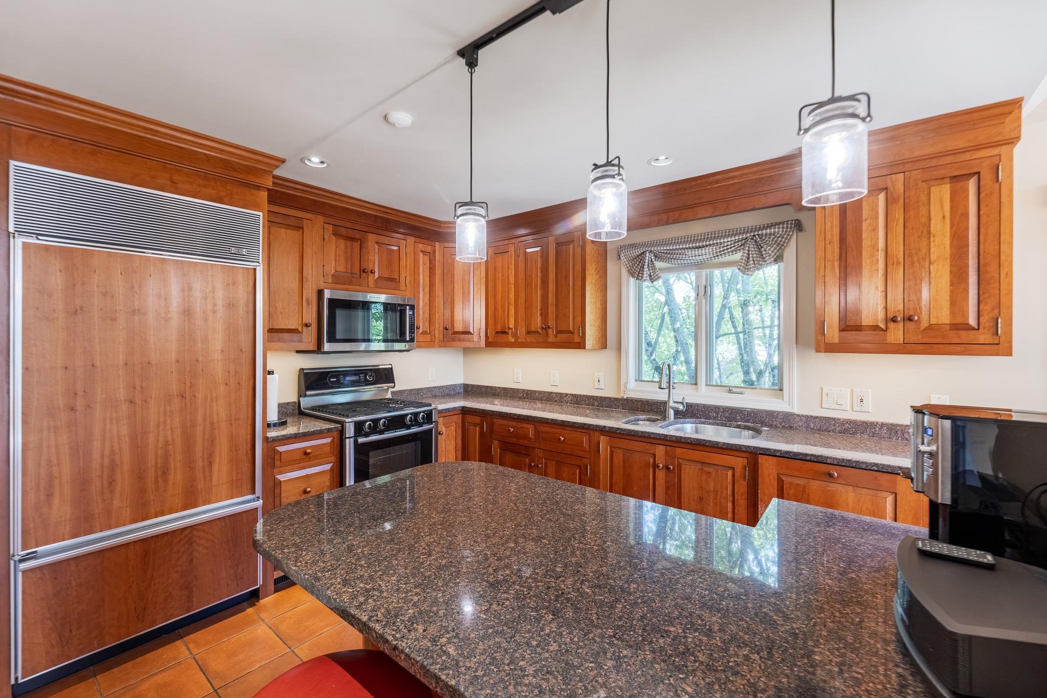 41 Berrill Farms Lane Property Photo 8