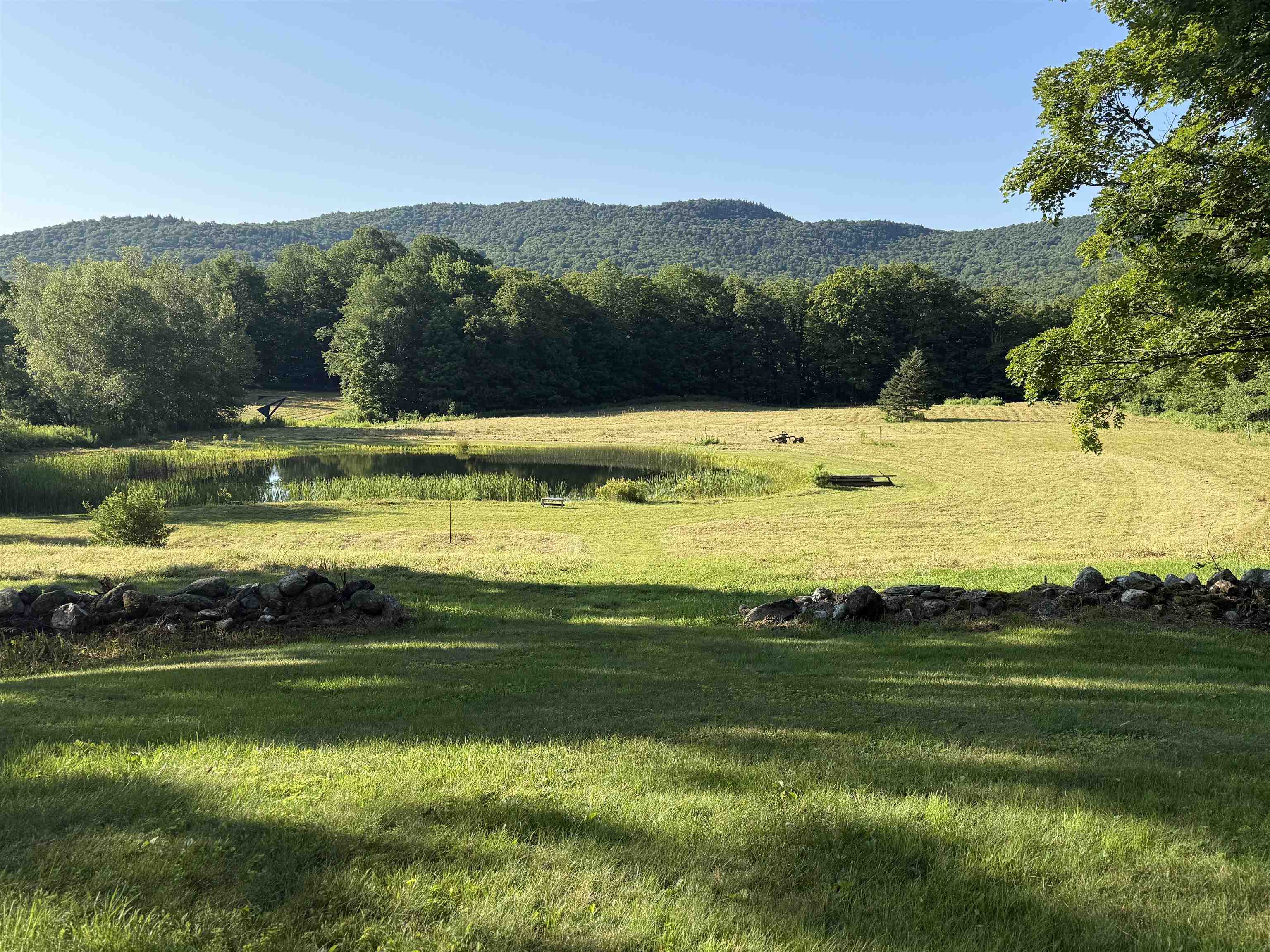 31 South Hollow Road Property Photo 2