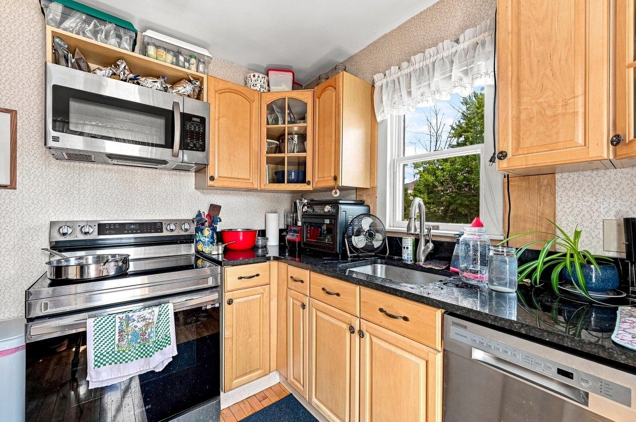 627 Central Avenue Property Photo 18