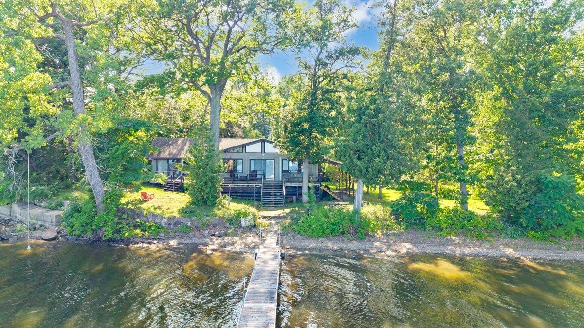 14 Macomber Point Property Photo 1