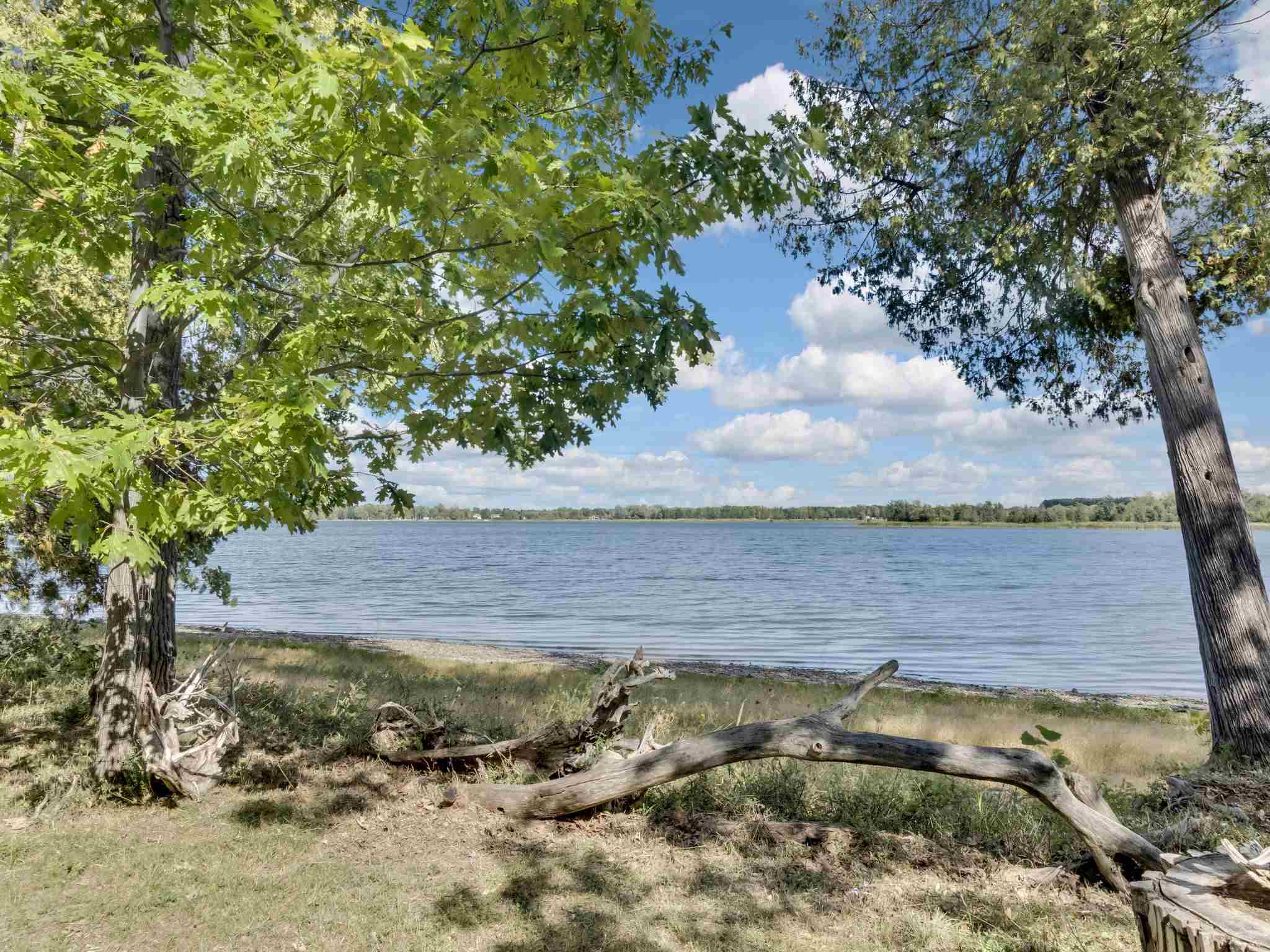 14 Macomber Point Property Photo 24