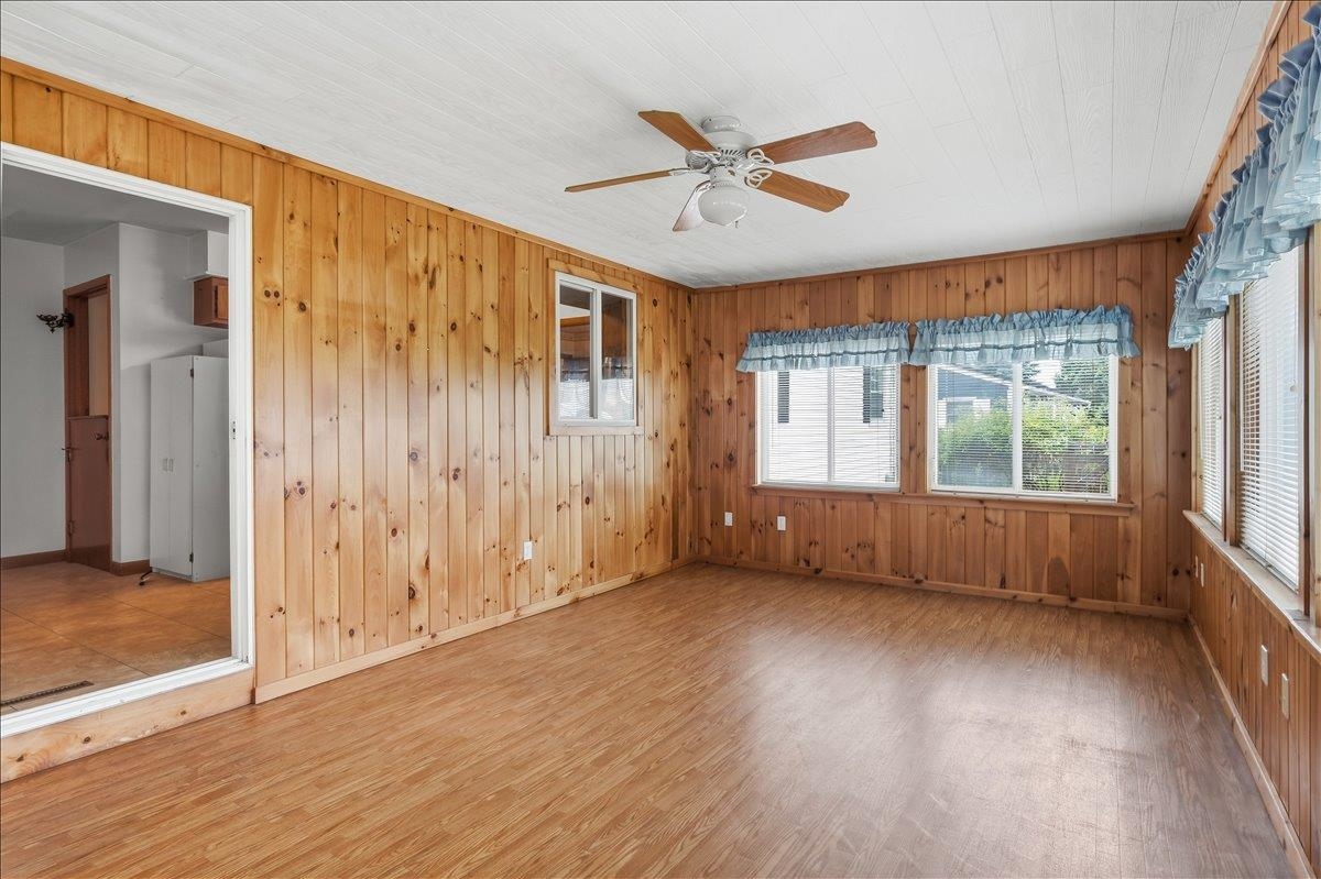 136 Cherry Lane Property Photo 12