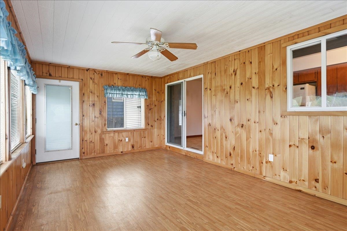 136 Cherry Lane Property Photo 14