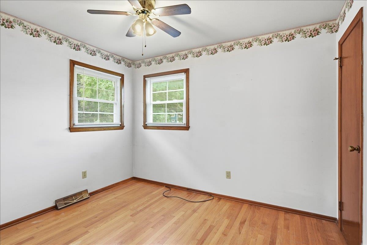 136 Cherry Lane Property Photo 20
