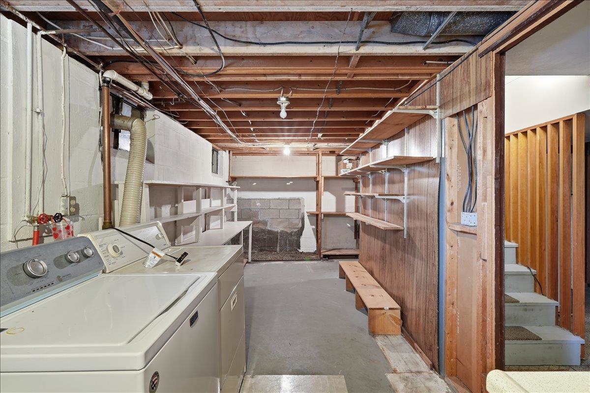 136 Cherry Lane Property Photo 32
