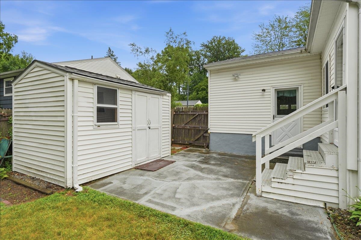 136 Cherry Lane Property Photo 37