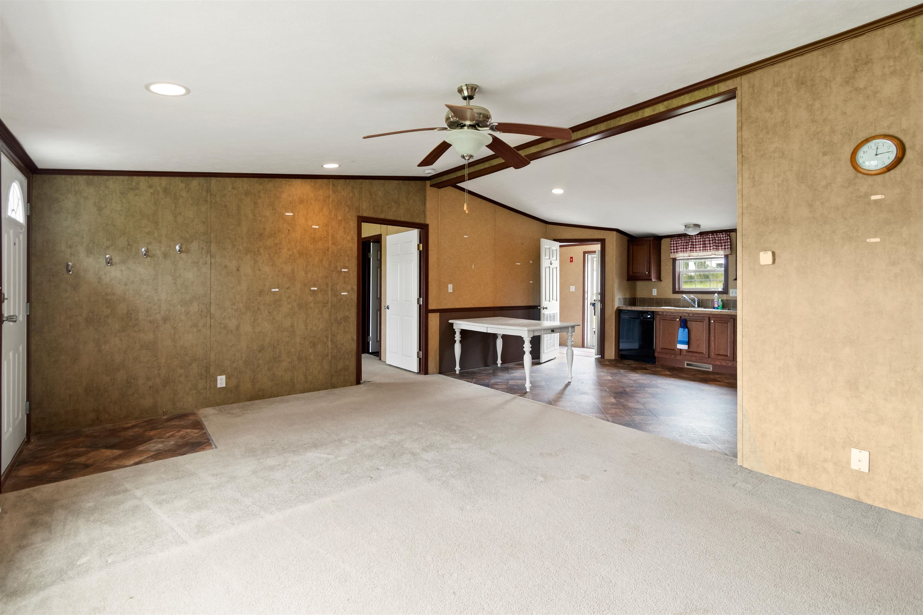 5 Ruths Drive Property Photo 11