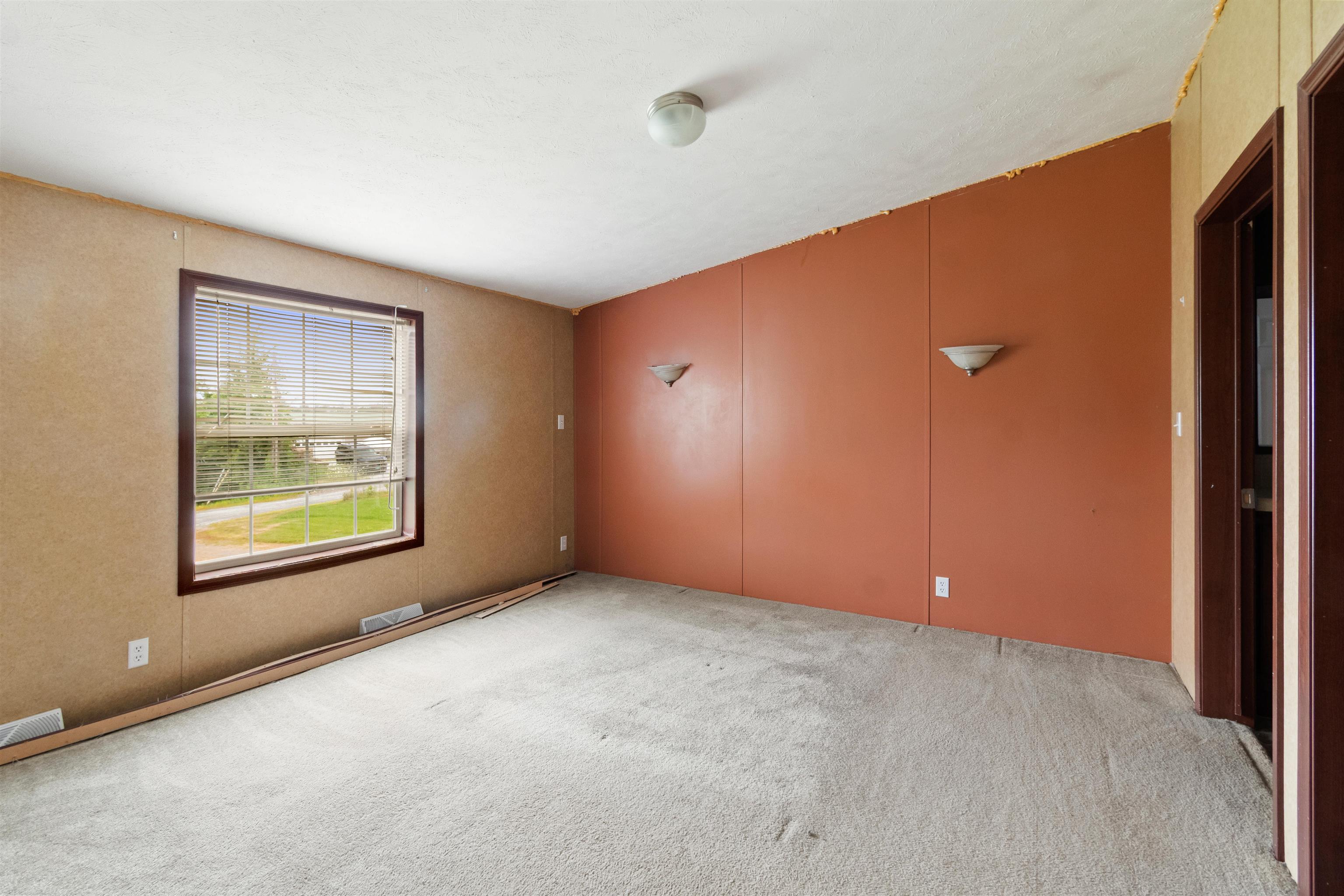 5 Ruths Drive Property Photo 15