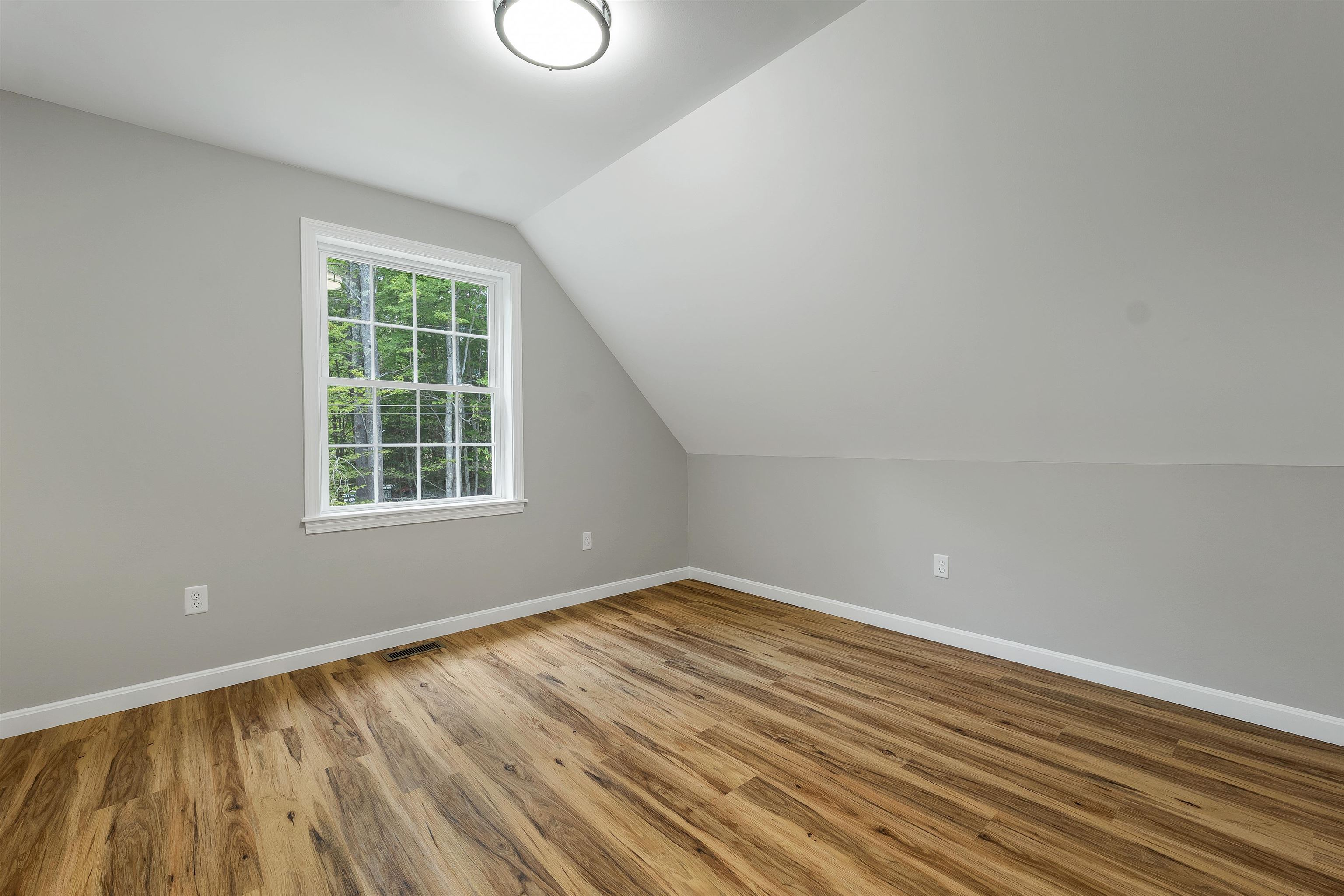 145 Holmes Road Property Photo 32