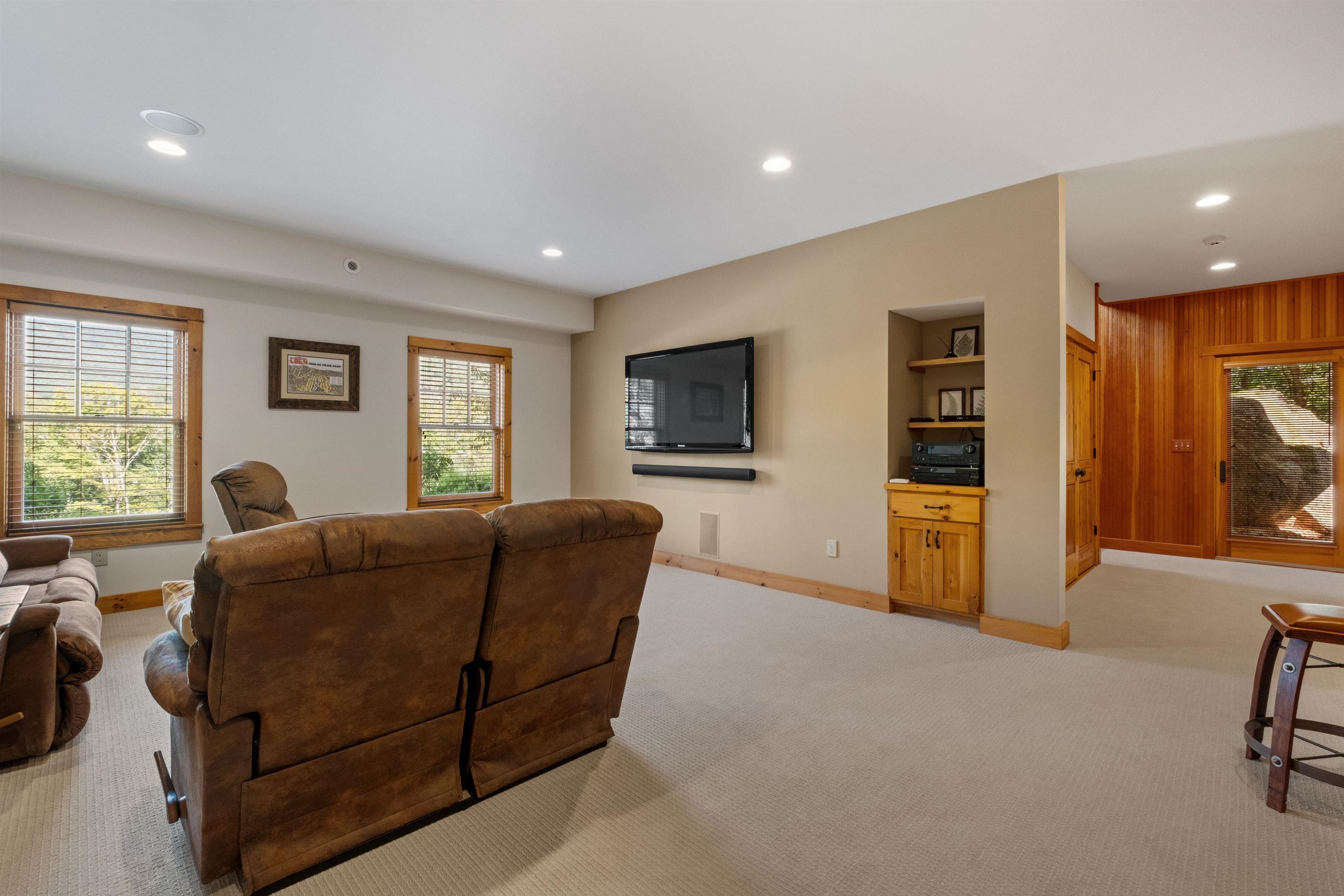 7 Hay Hill Road Property Photo 28