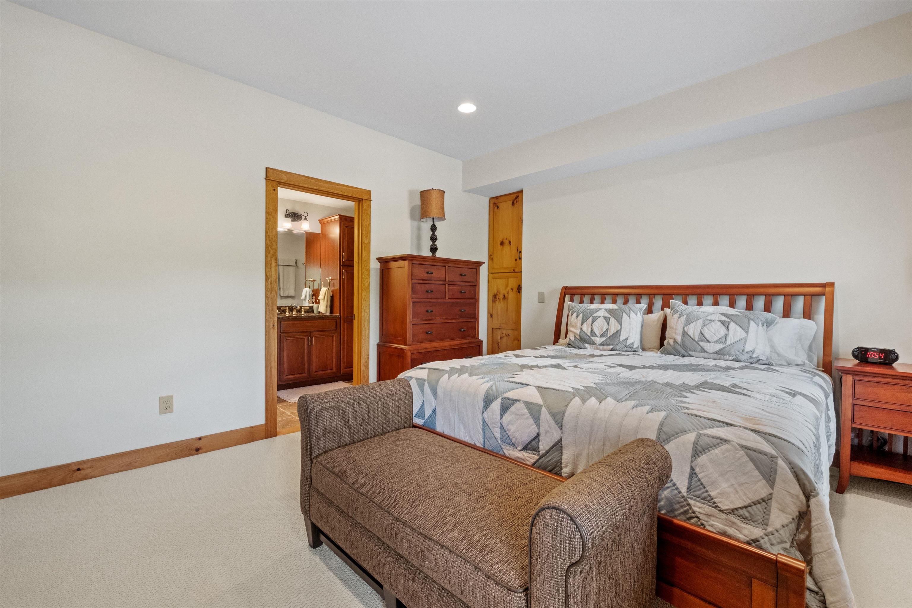 7 Hay Hill Road Property Photo 33