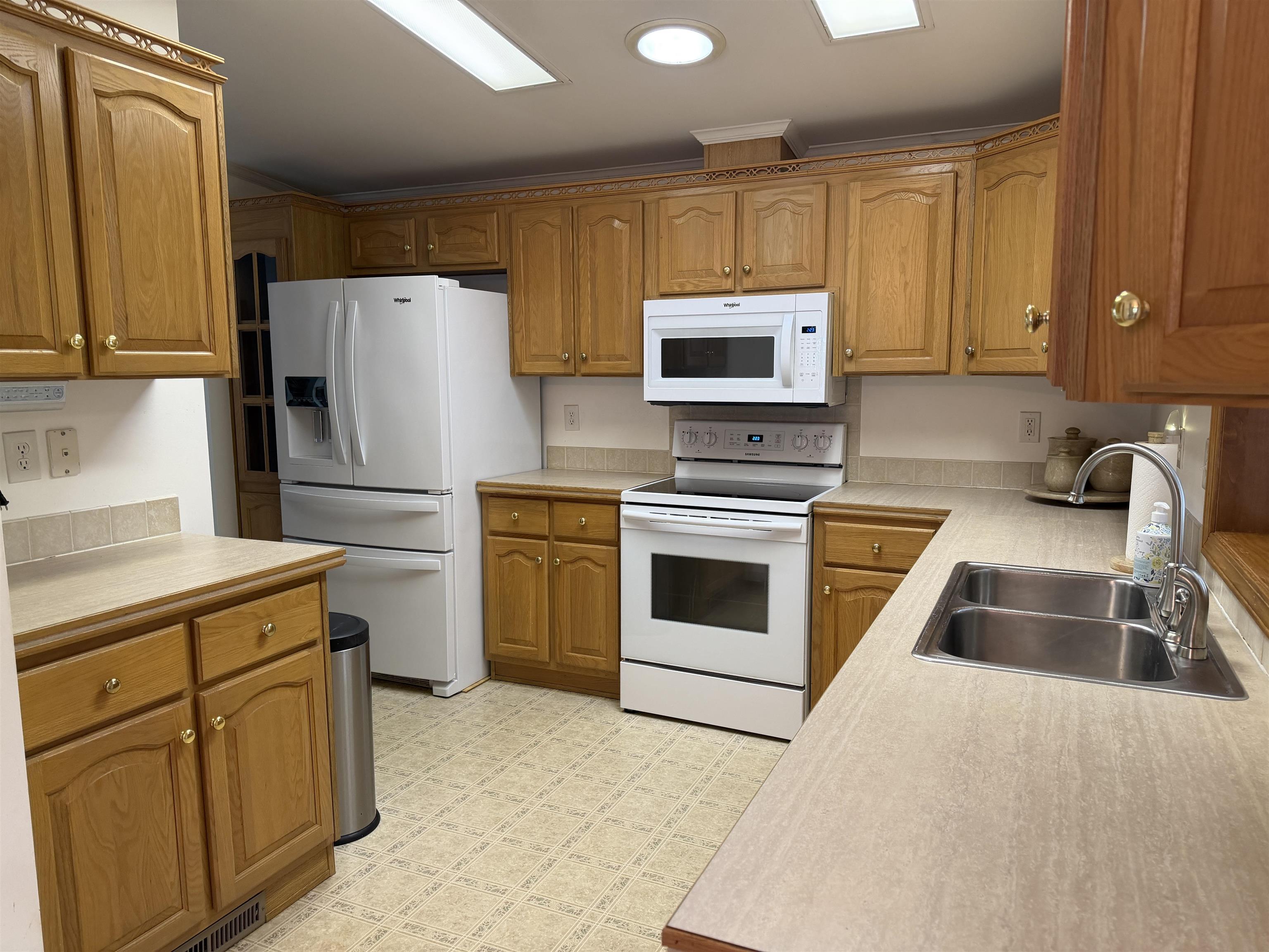 57 Temple Drive Property Photo 11
