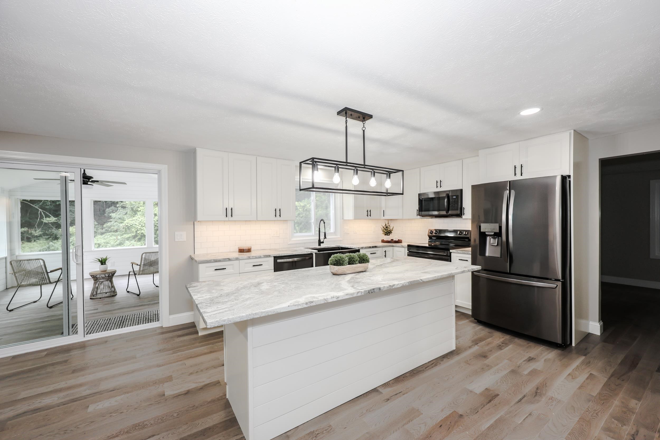 157 Hooksett Road Property Photo 6