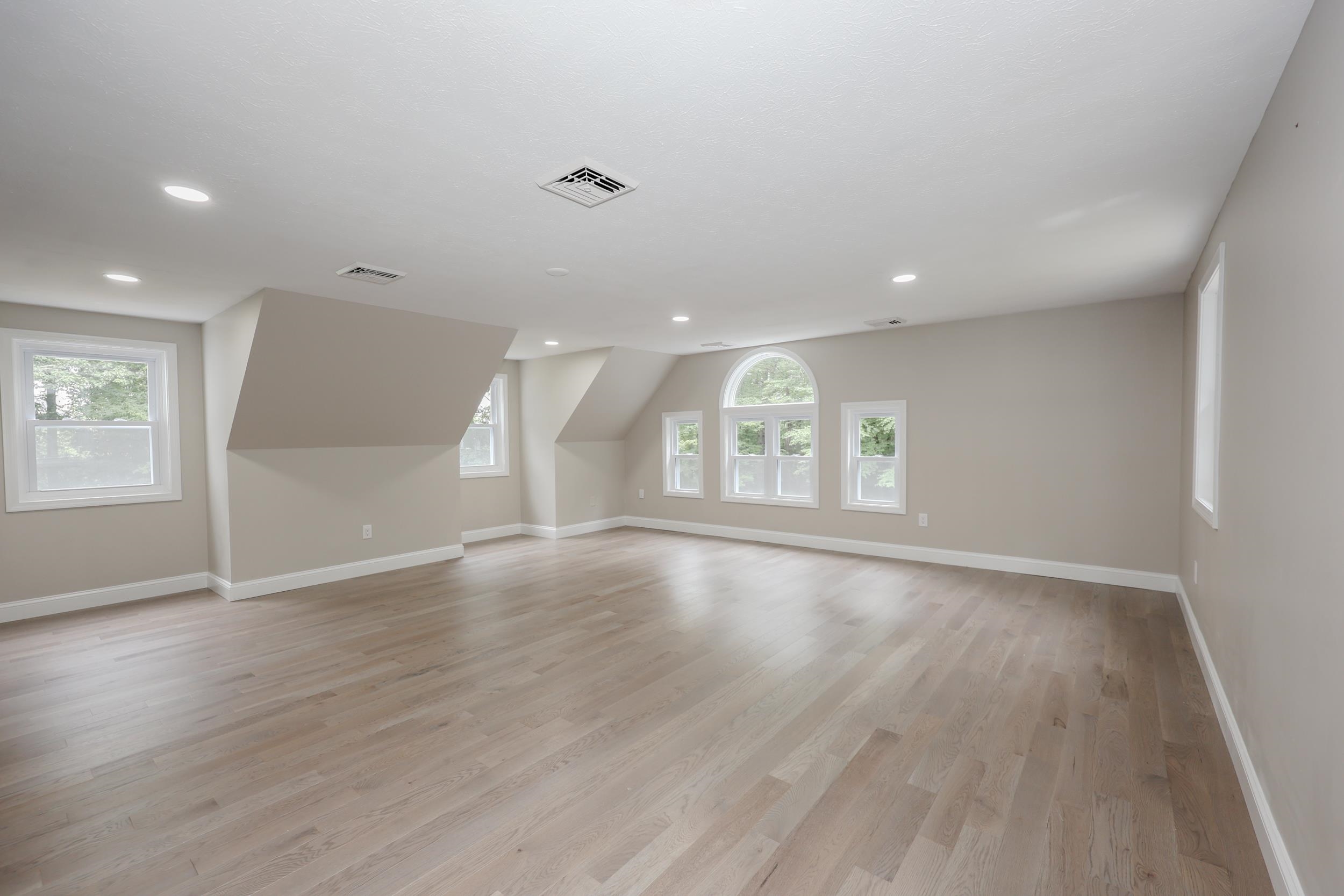 157 Hooksett Road Property Photo 19