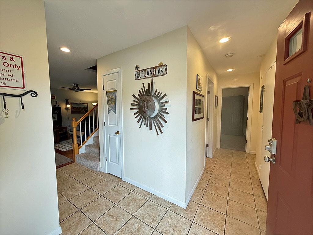 93b Heritage Hill Circle Place Property Photo 2