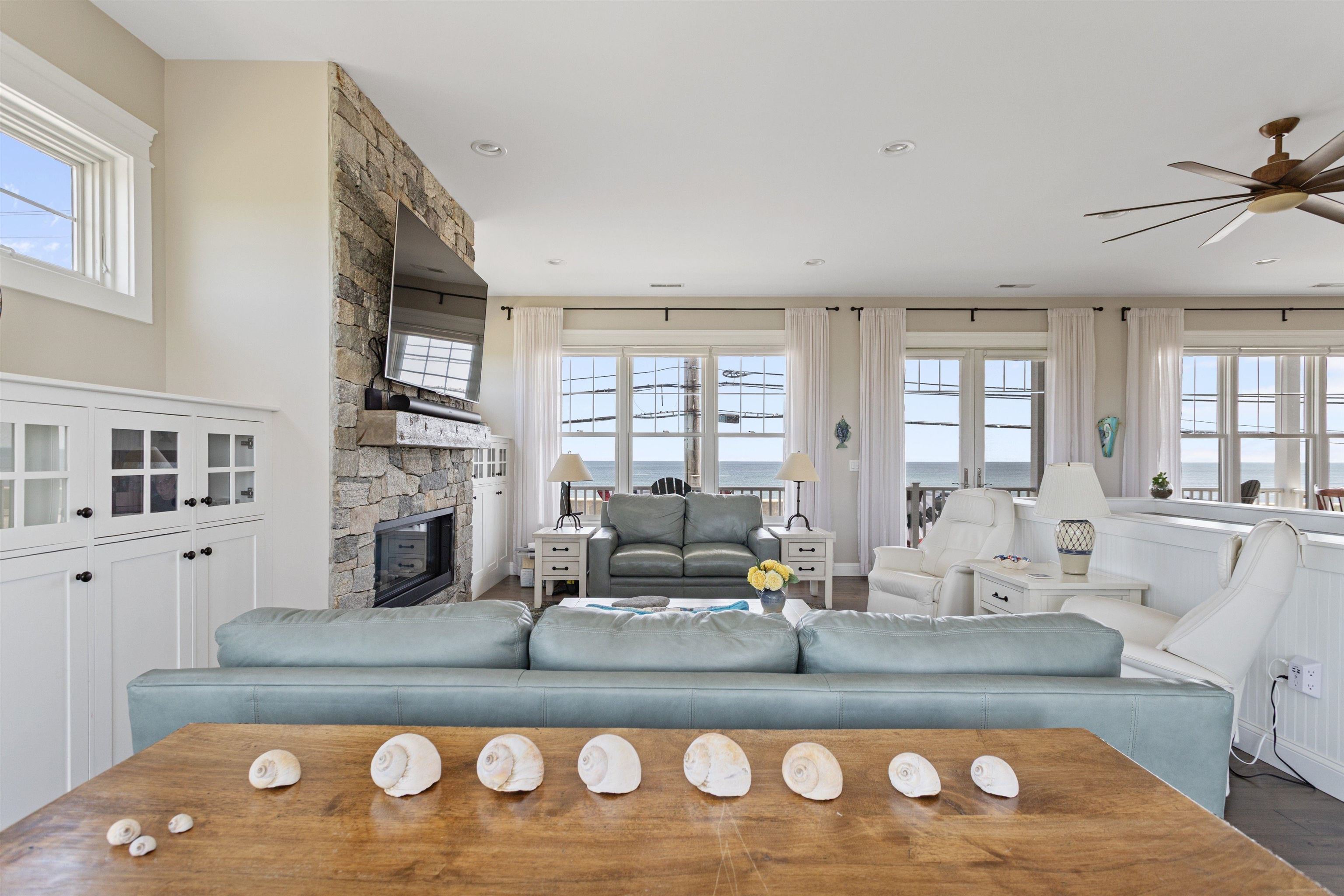 553 Ocean Boulevard Property Photo 14