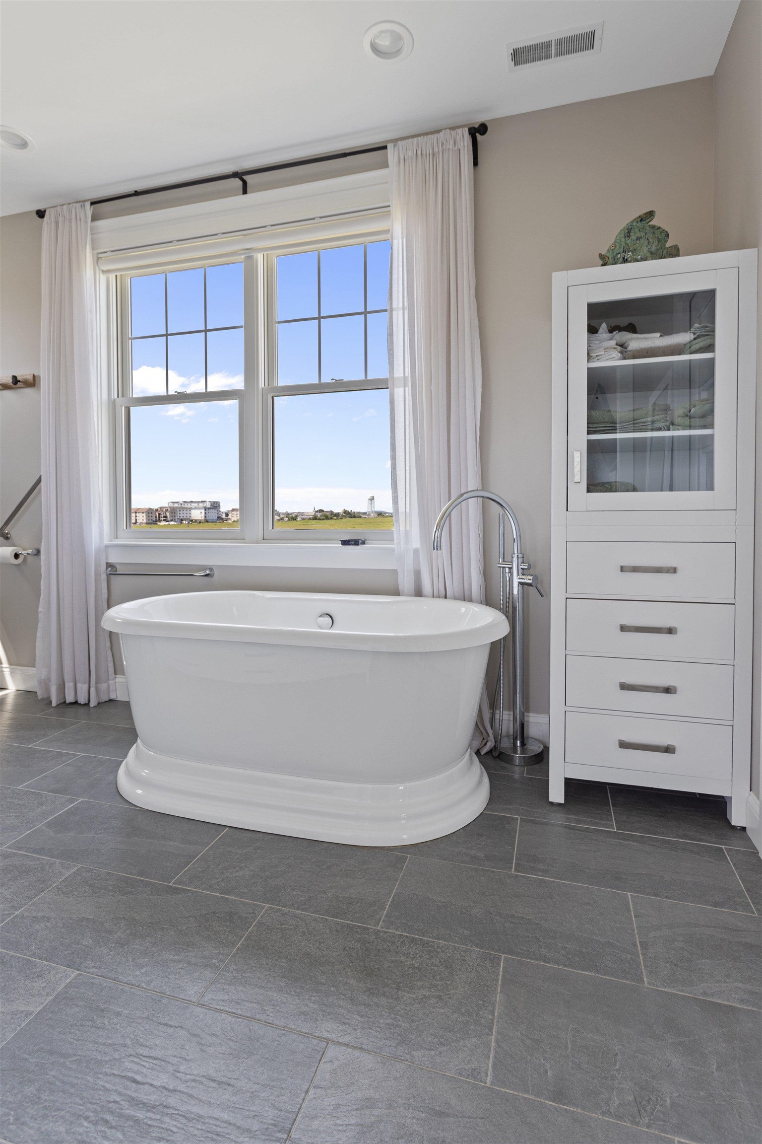 553 Ocean Boulevard Property Photo 32
