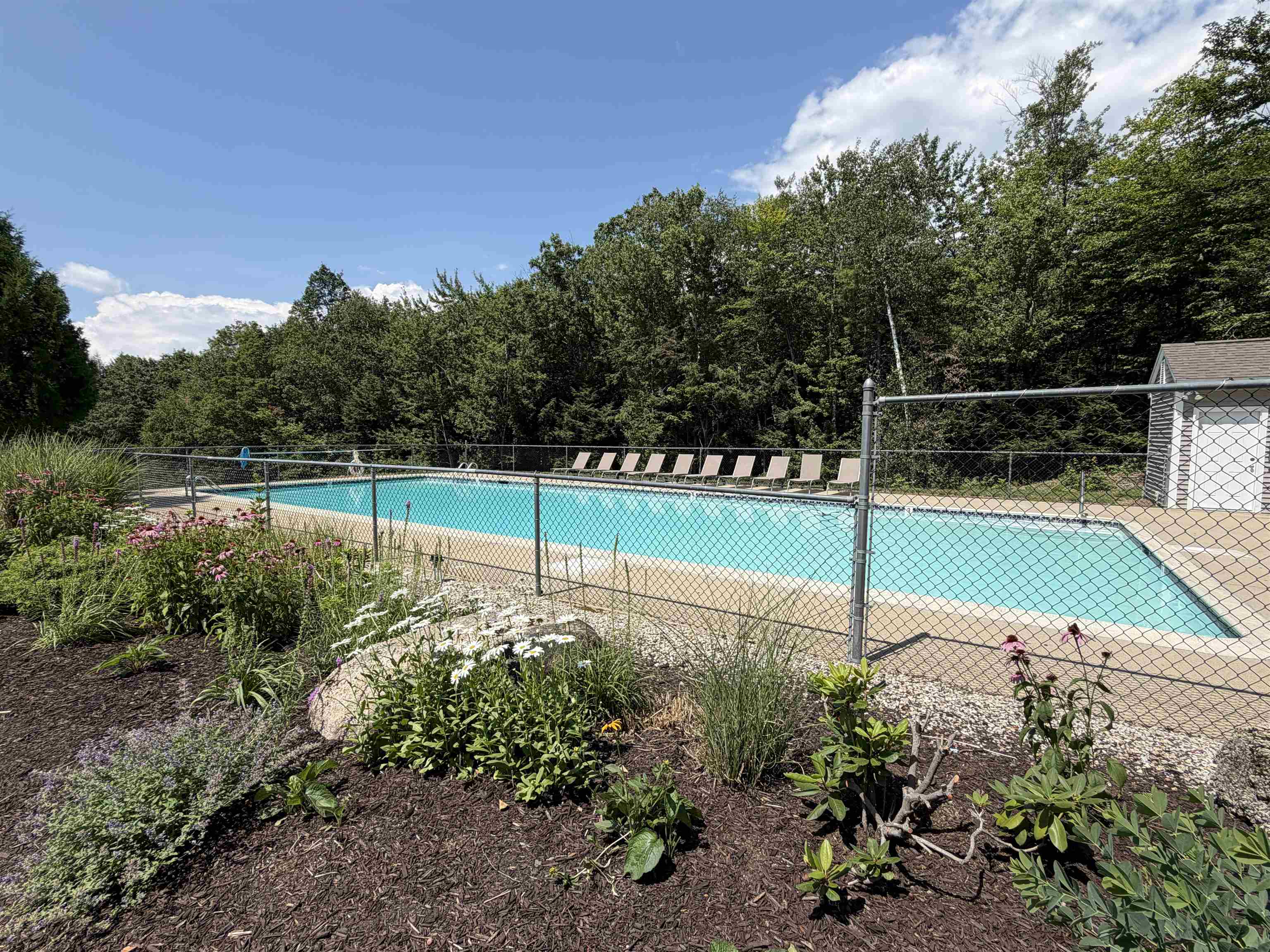 J82 Eagle Ridge Condo Road Property Photo 36