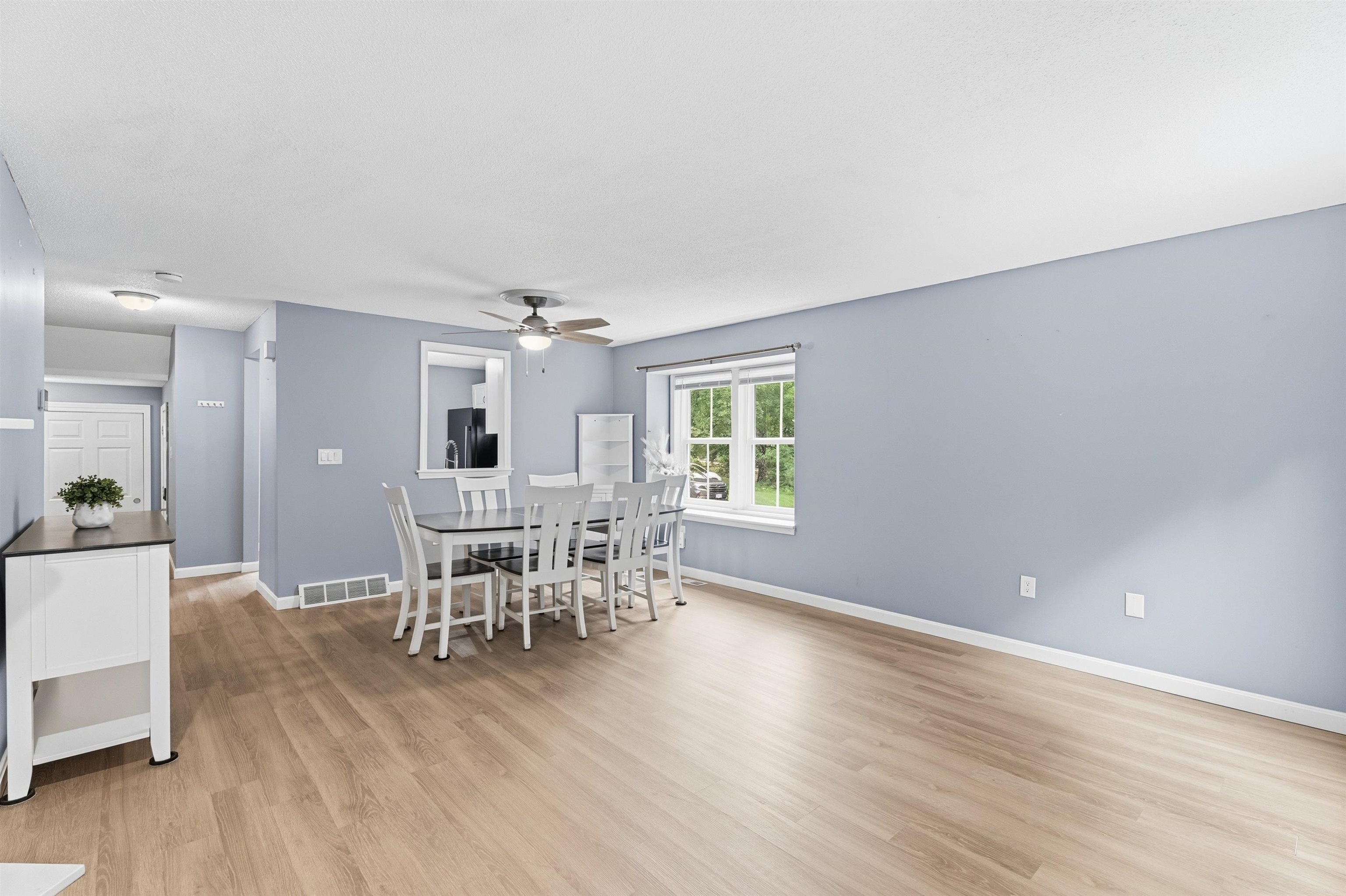 674 S Porter Street Property Photo 8