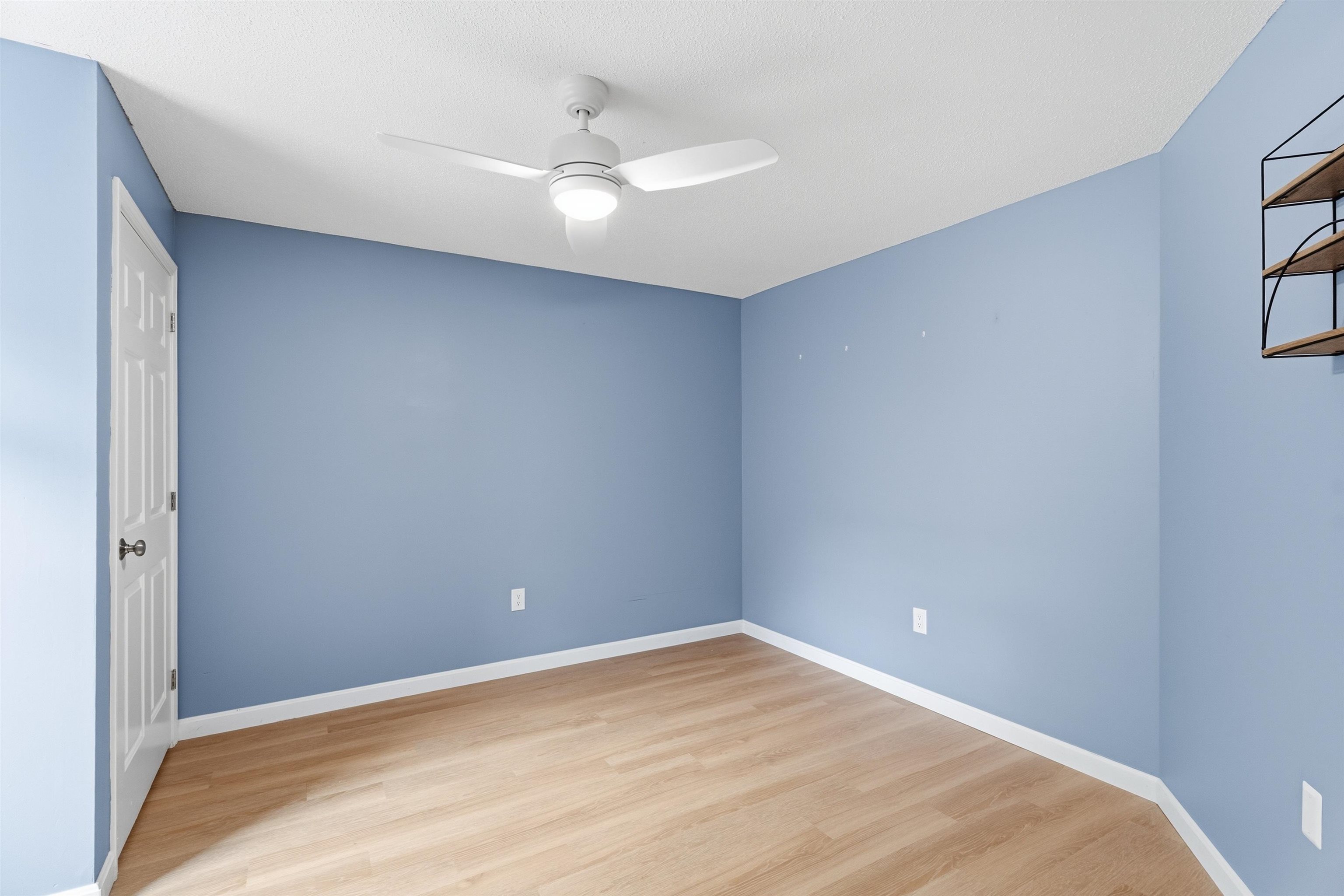 674 S Porter Street Property Photo 15