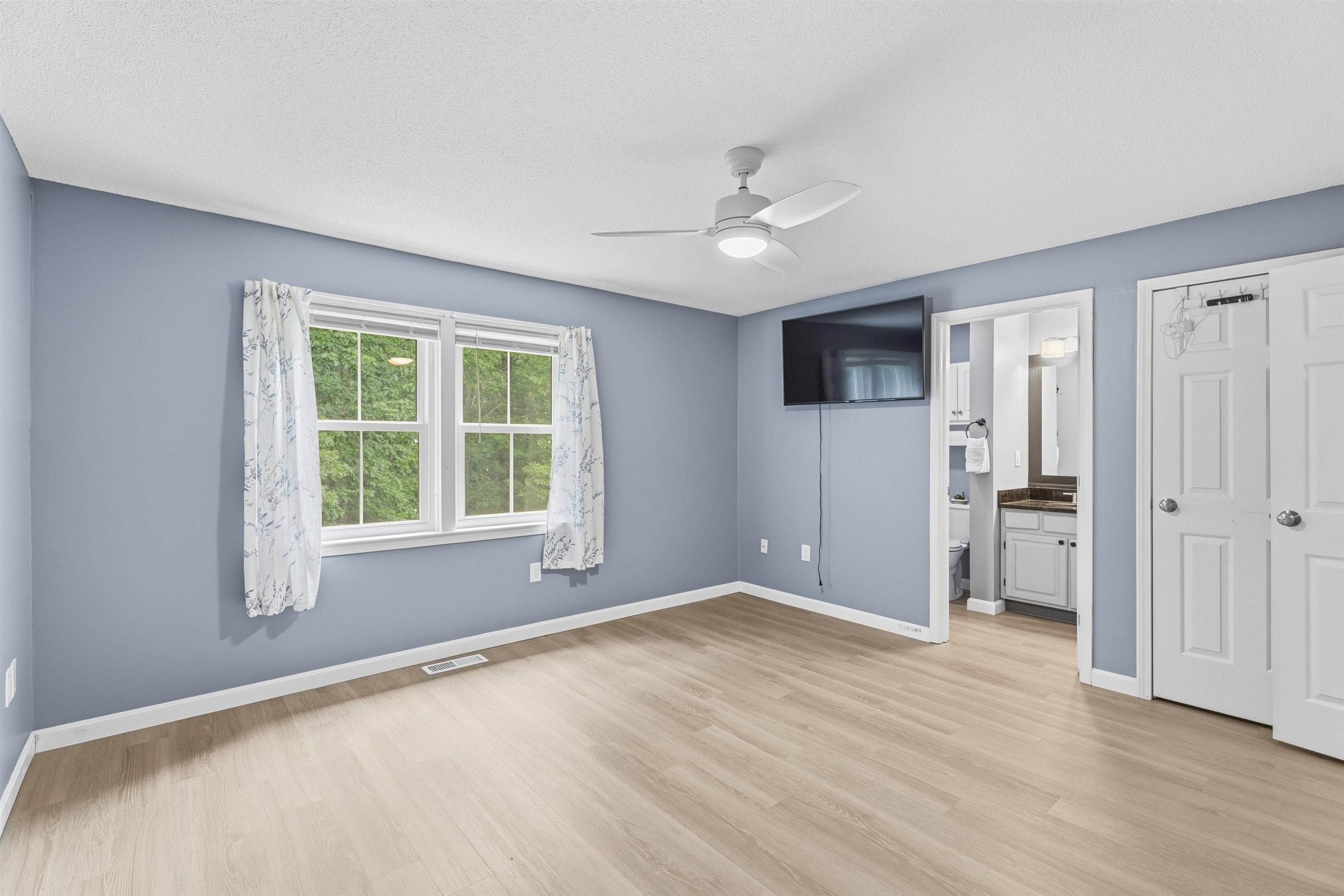 674 S Porter Street Property Photo 21