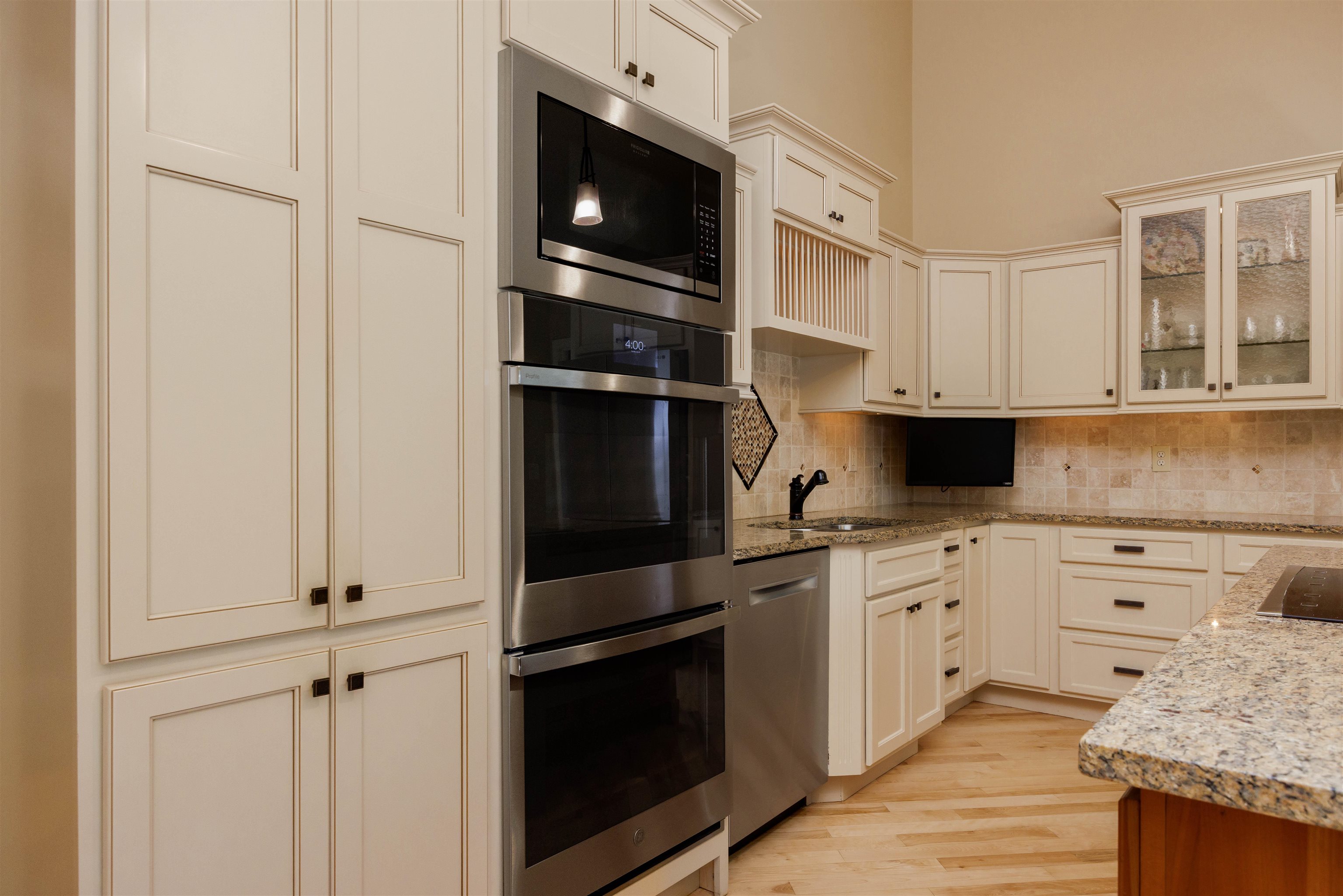 35 Clearwater Drive Property Photo 17