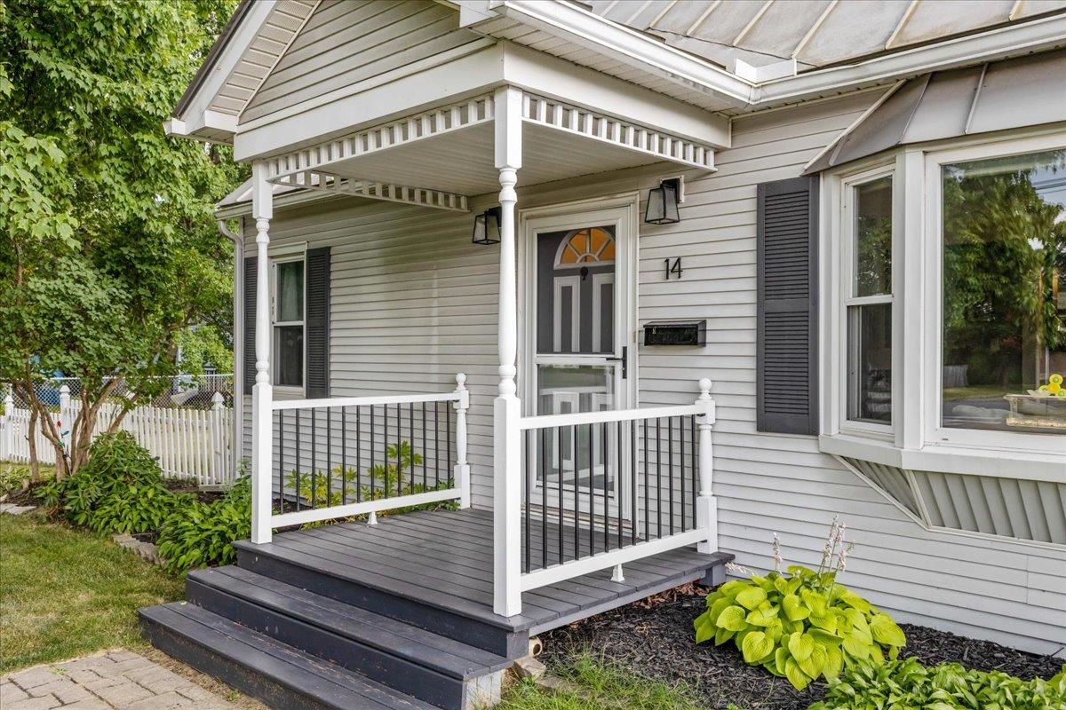 14 West Street Property Photo 8
