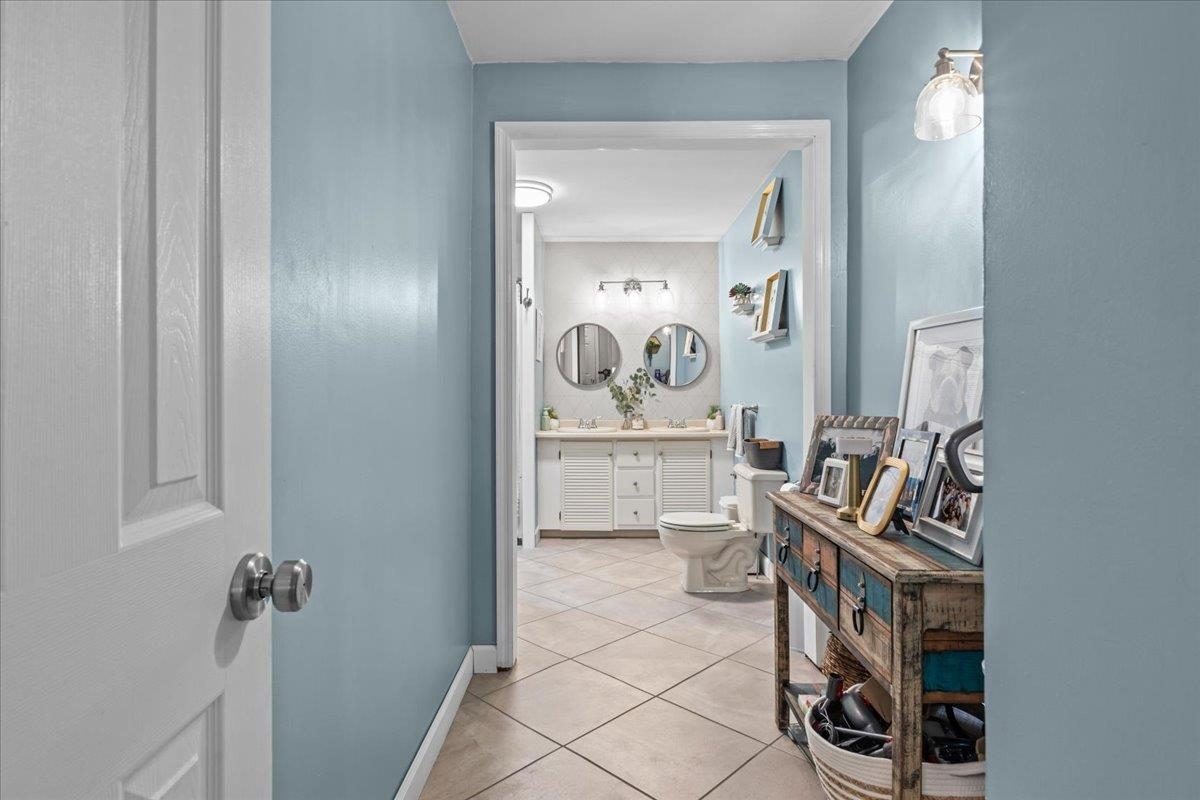 14 West Street Property Photo 27