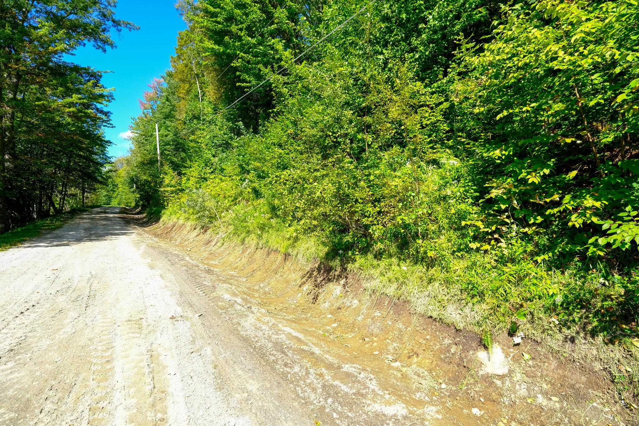 2-42 Coopers Trace Property Photo 3