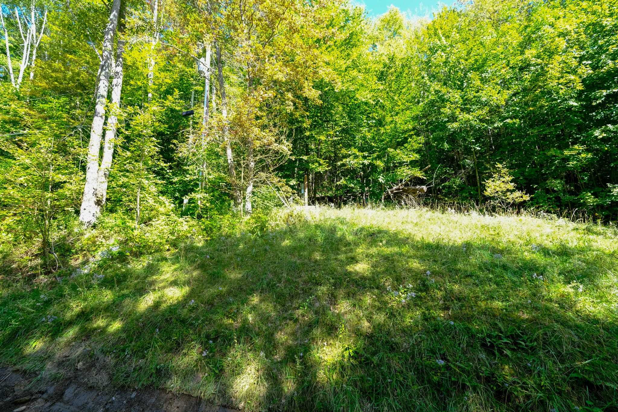 2-42 Coopers Trace Property Photo 7