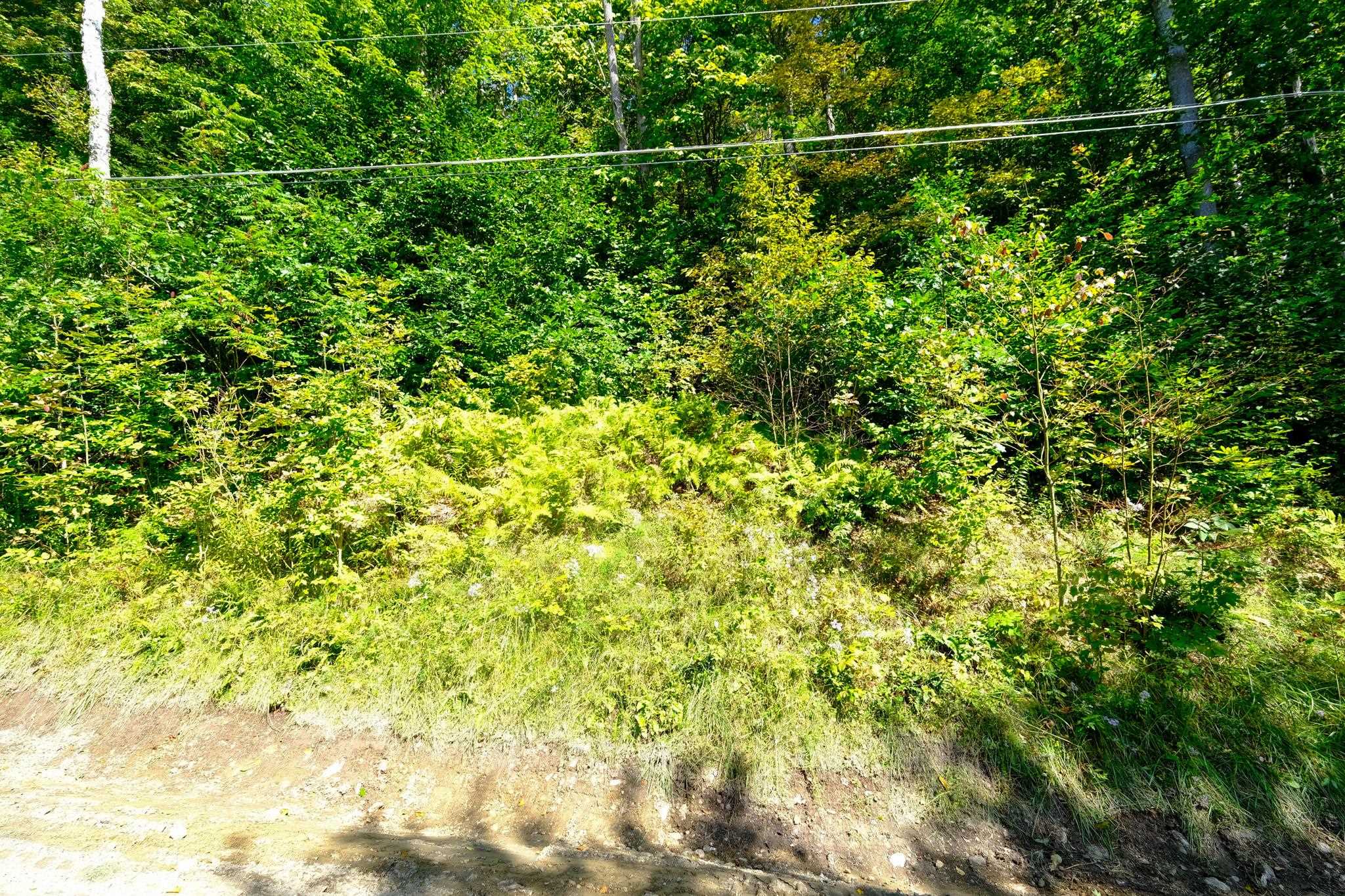 2-42 Coopers Trace Property Photo 9