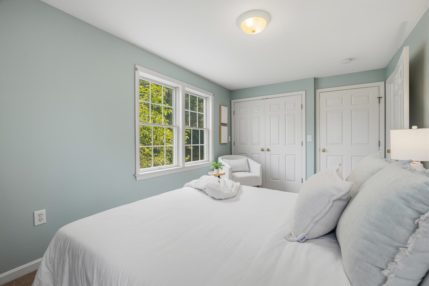 20 Robin Lane Property Photo 24