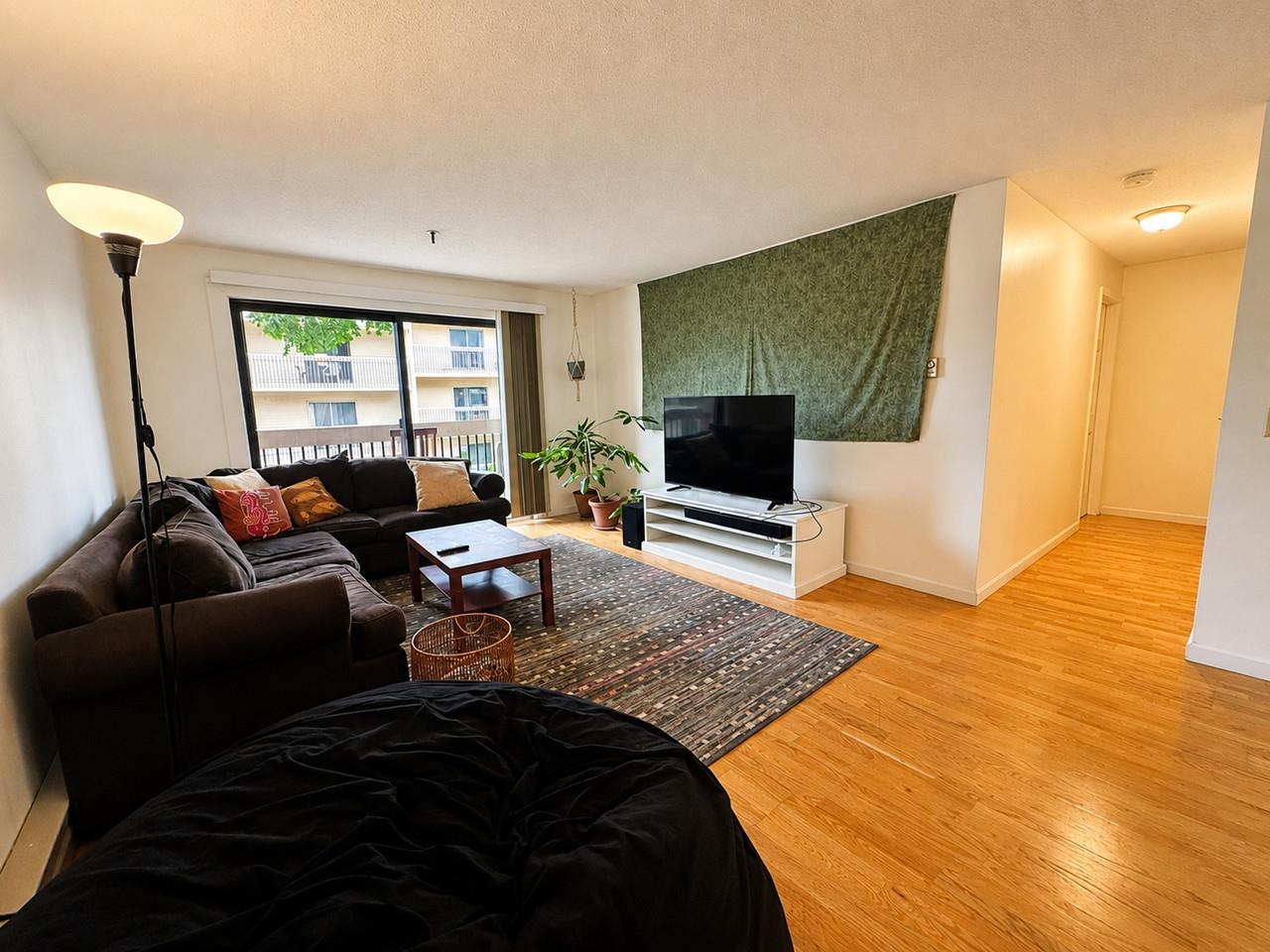 47 South Williams Street Property Photo 3