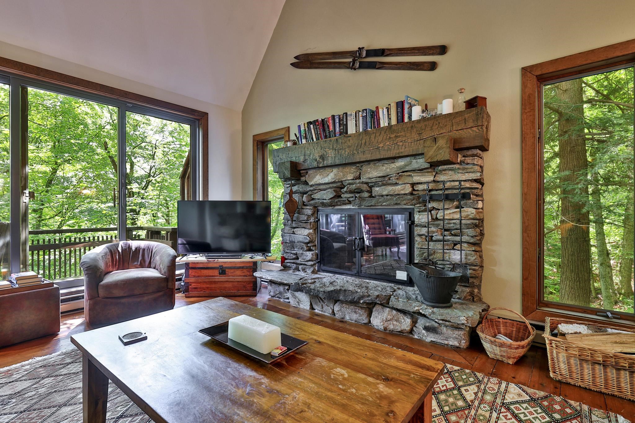 232 Soaring Hawk Road Property Photo 1