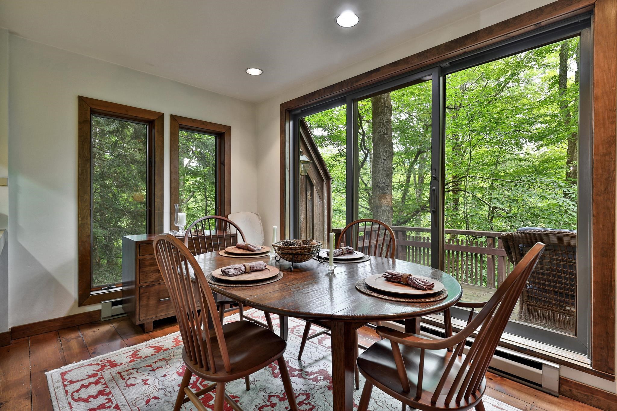 232 Soaring Hawk Road Property Photo 9