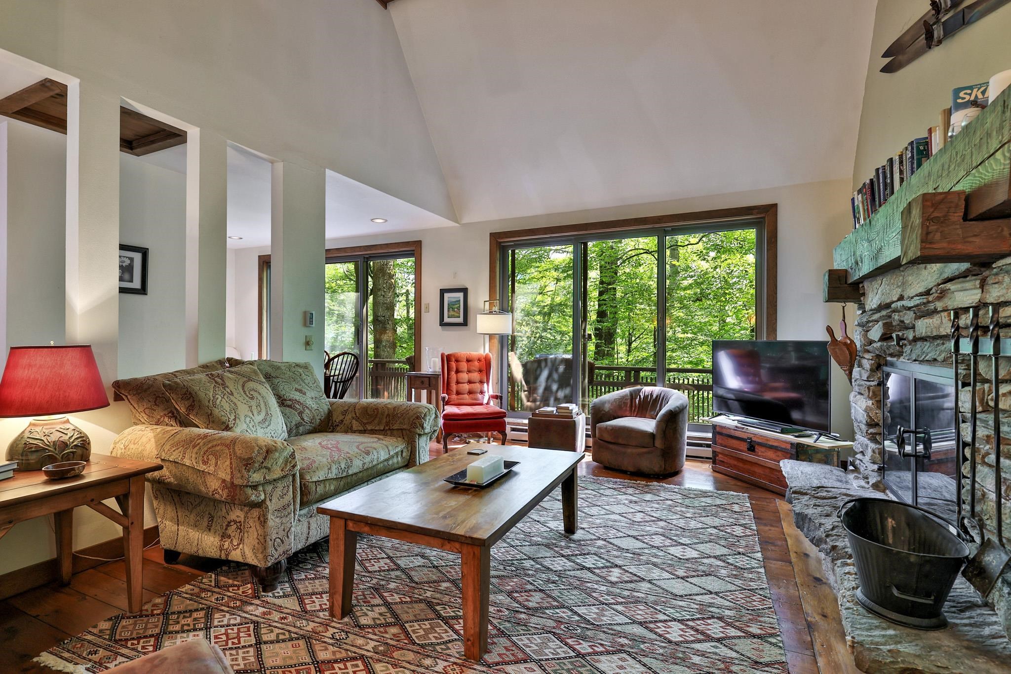 232 Soaring Hawk Road Property Photo 12