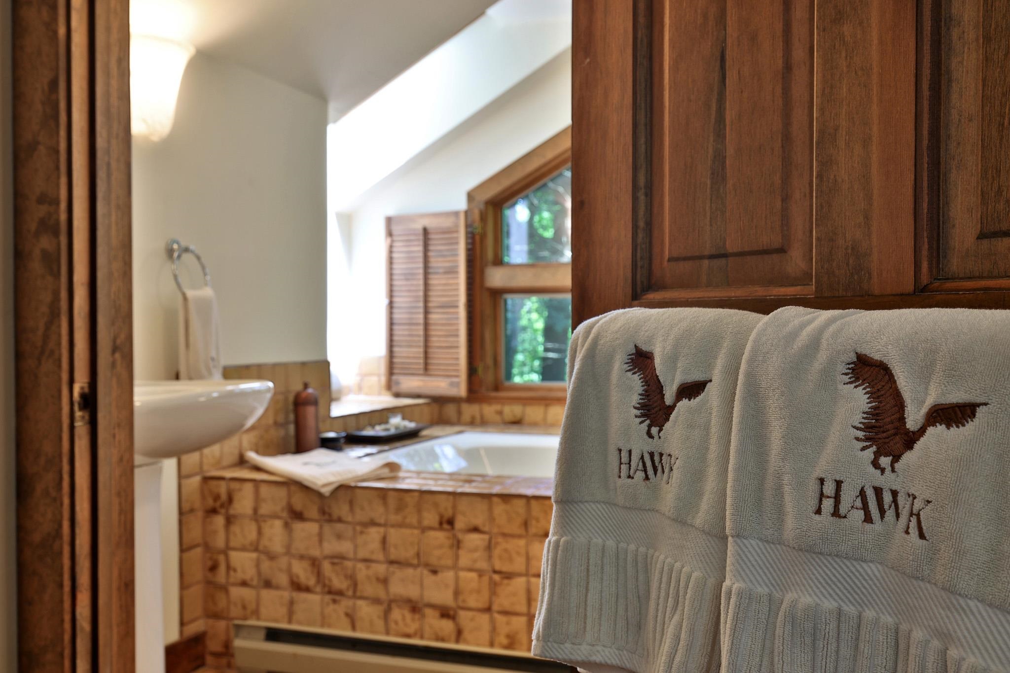 232 Soaring Hawk Road Property Photo 18