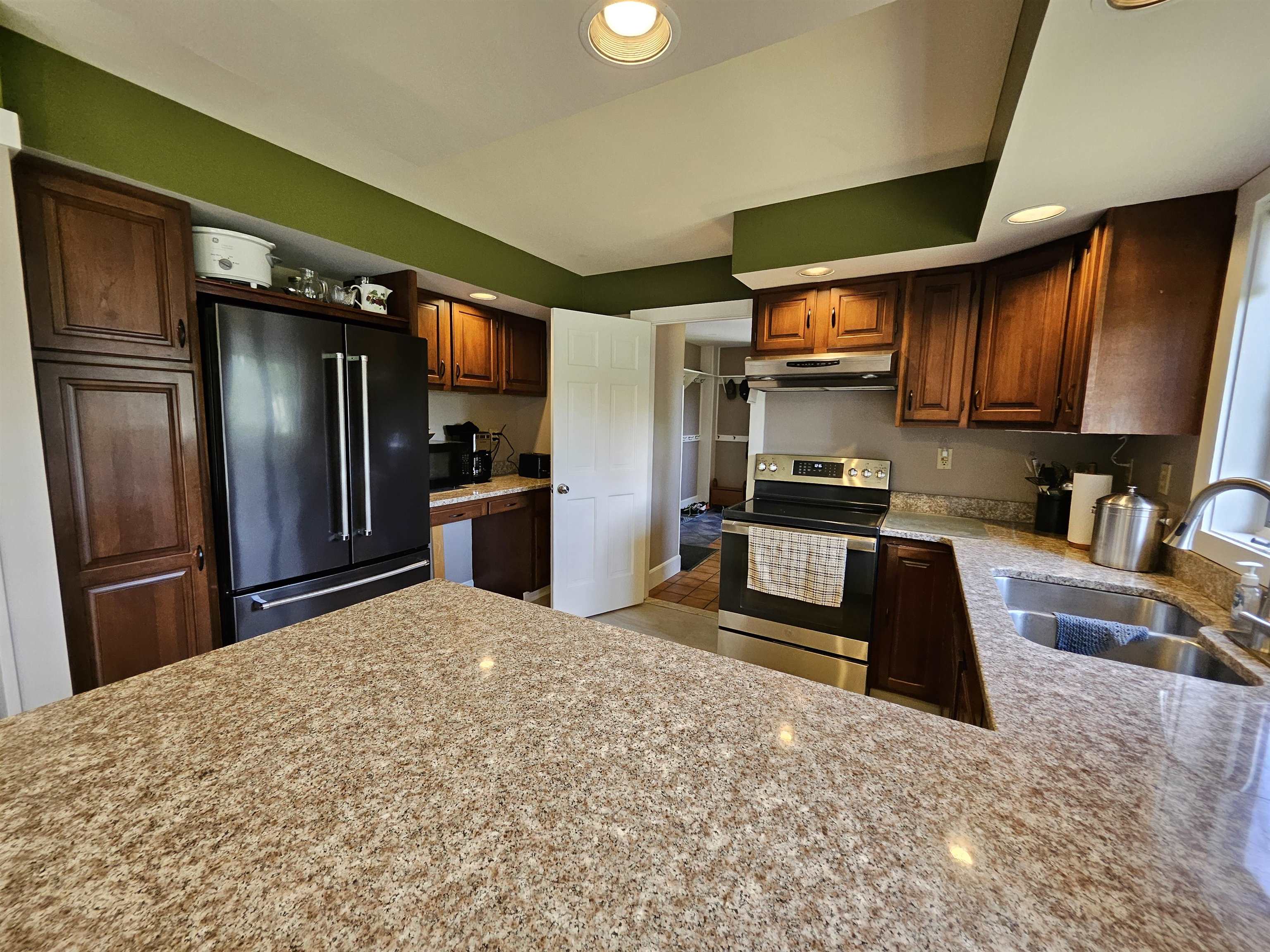 179 Hillwinds North Property Photo 9
