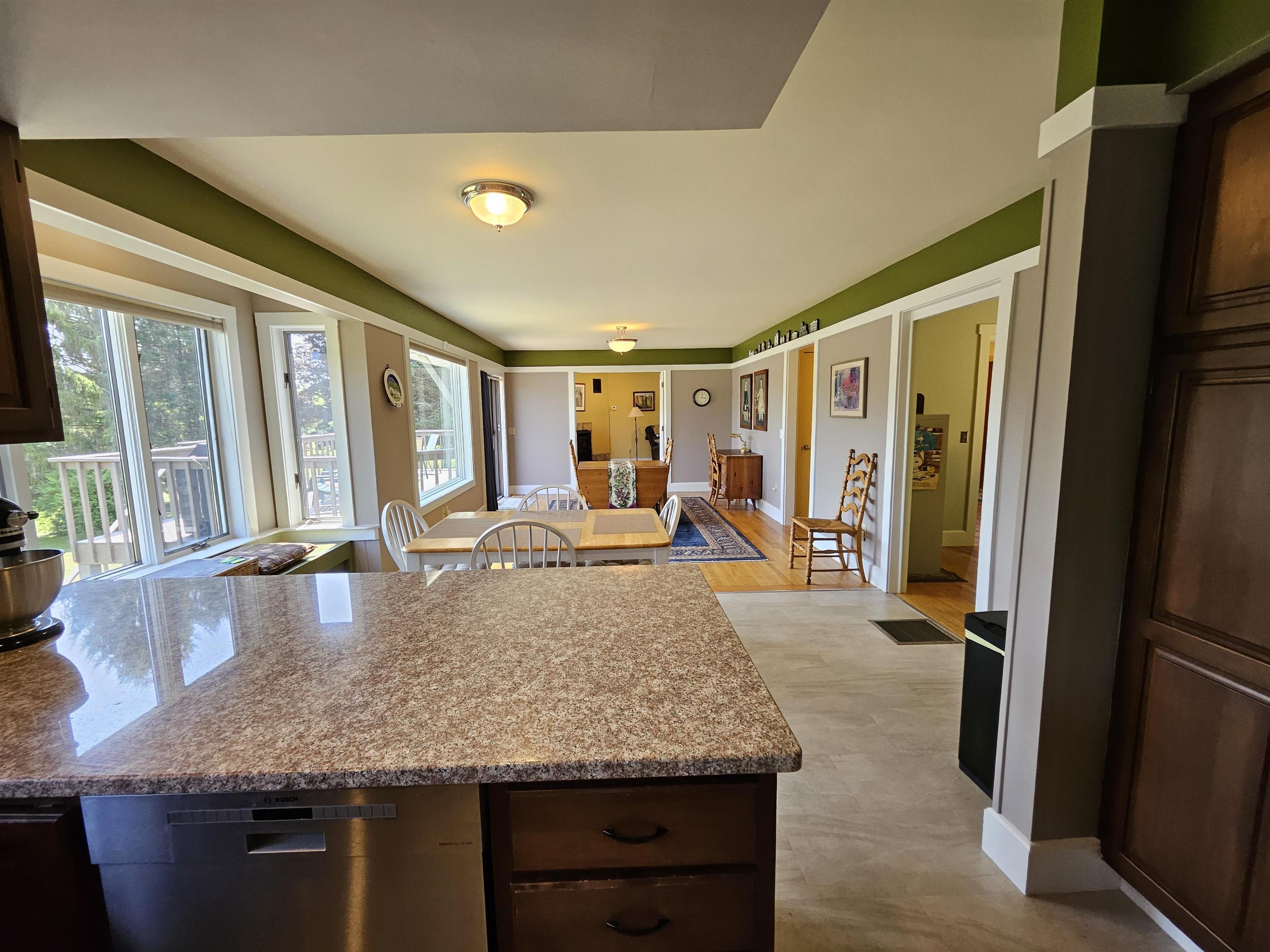 179 Hillwinds North Property Photo 11