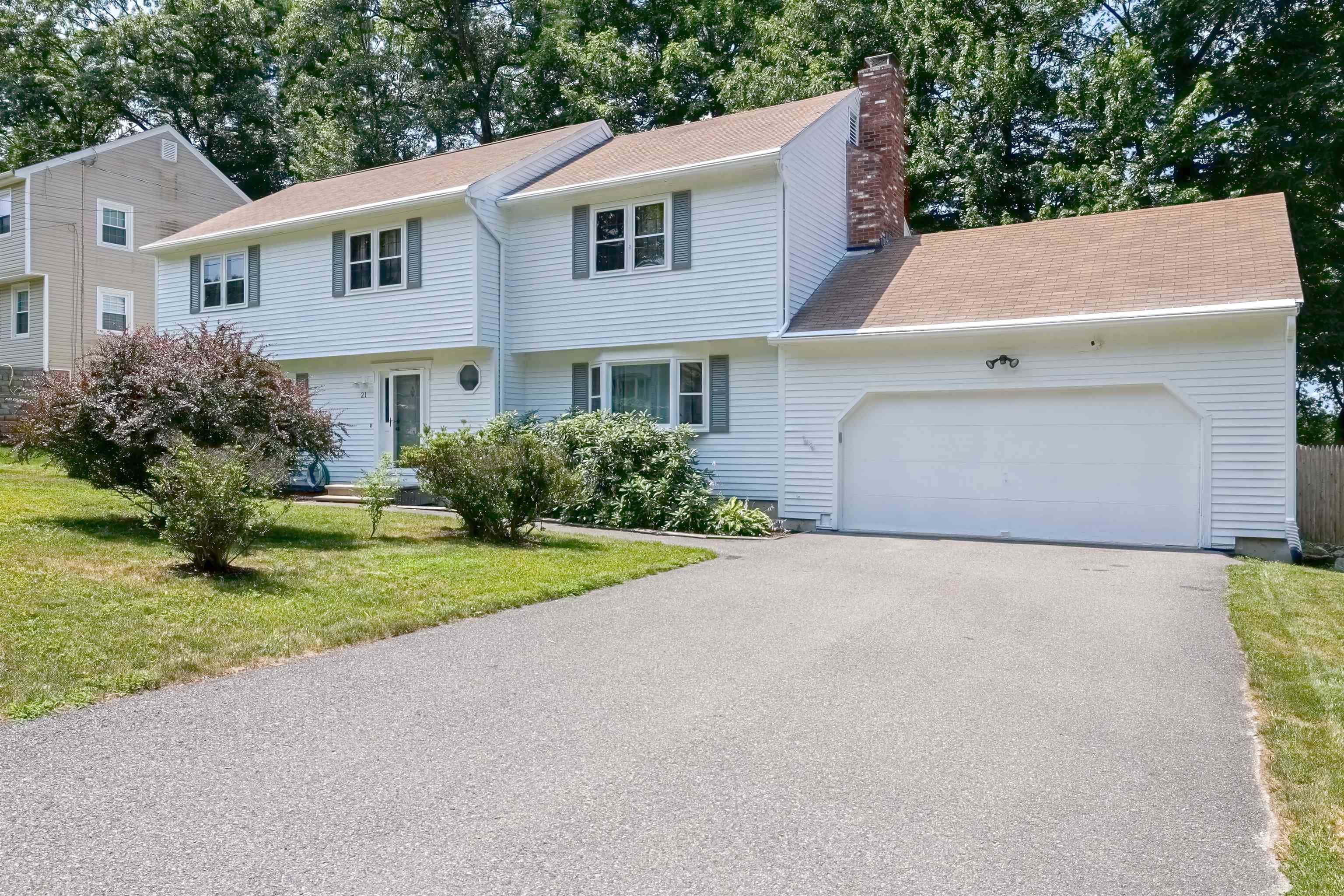 21 Clearview Drive Property Photo 3