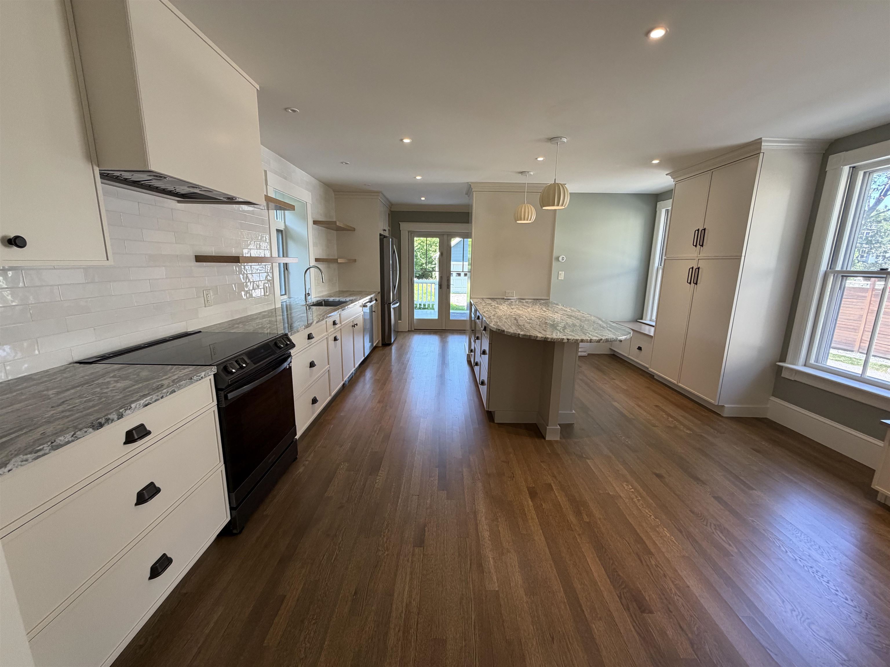 15 Gill Street Property Photo 16