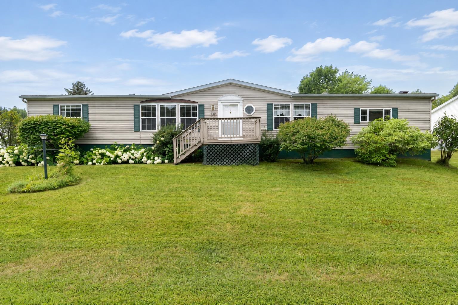 611 Meadowbend Road Property Photo 1