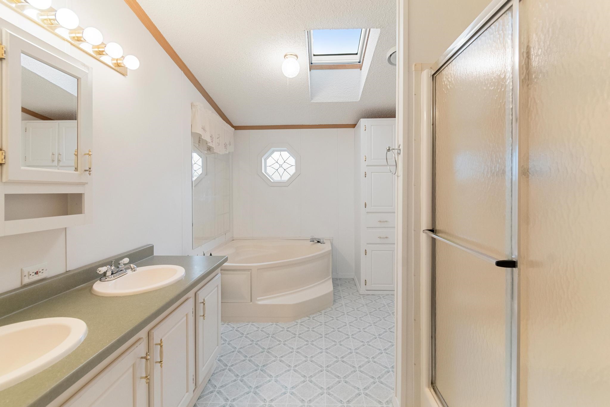 611 Meadowbend Road Property Photo 28
