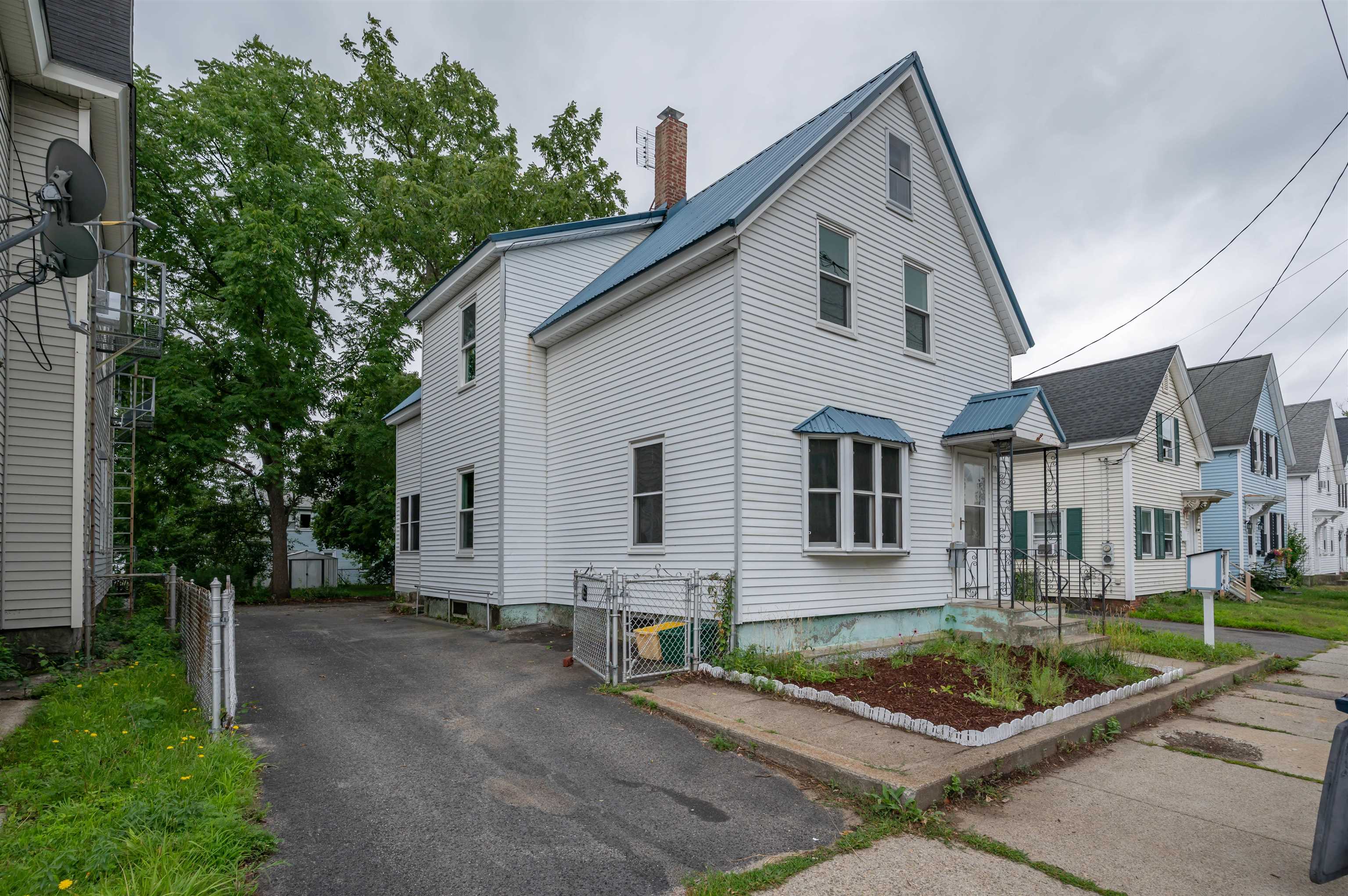 104 Kinsley Street Property Photo 1