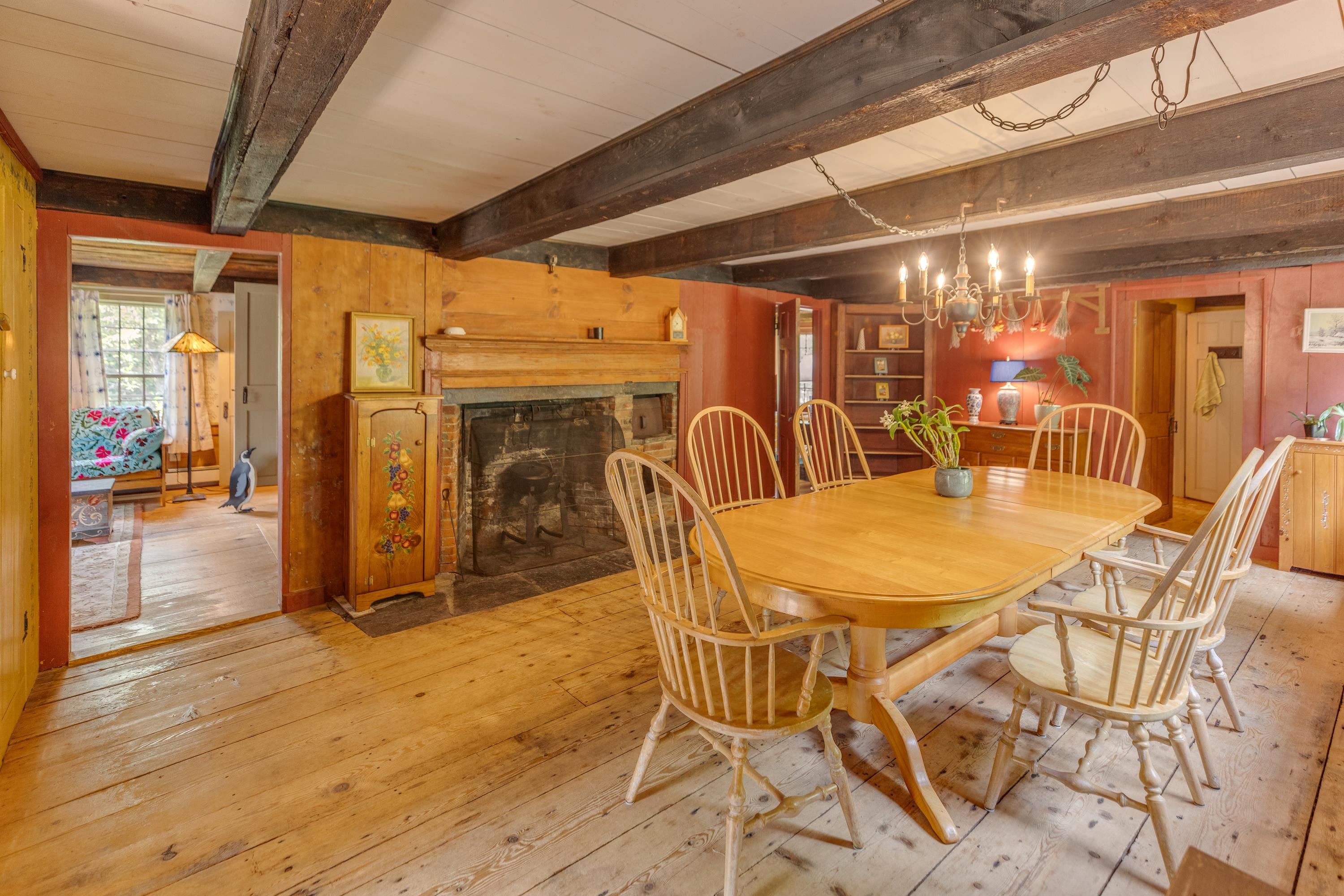 1038 North Groton Road Property Photo 1