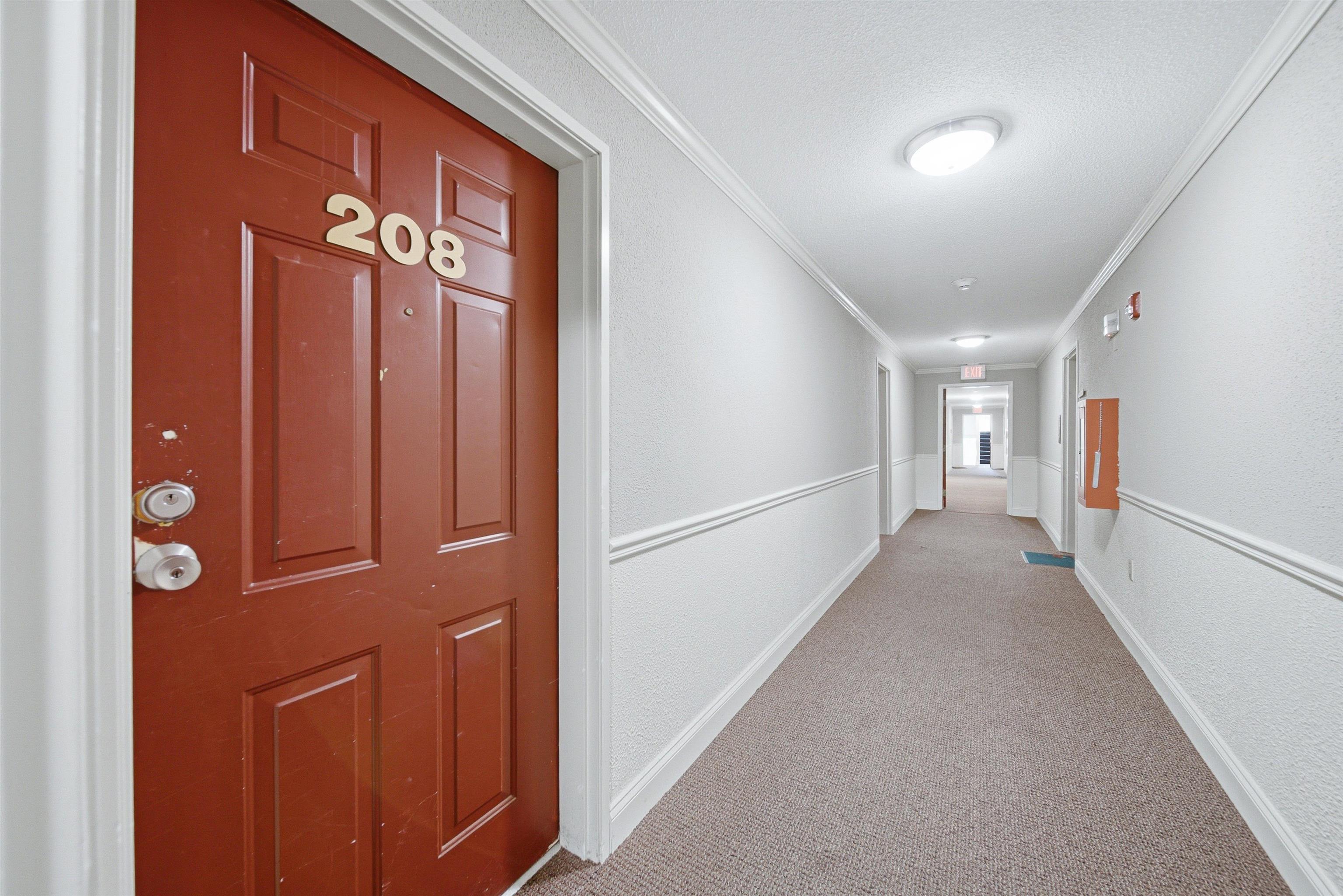 5 Knights Bridge Drive Property Photo 4